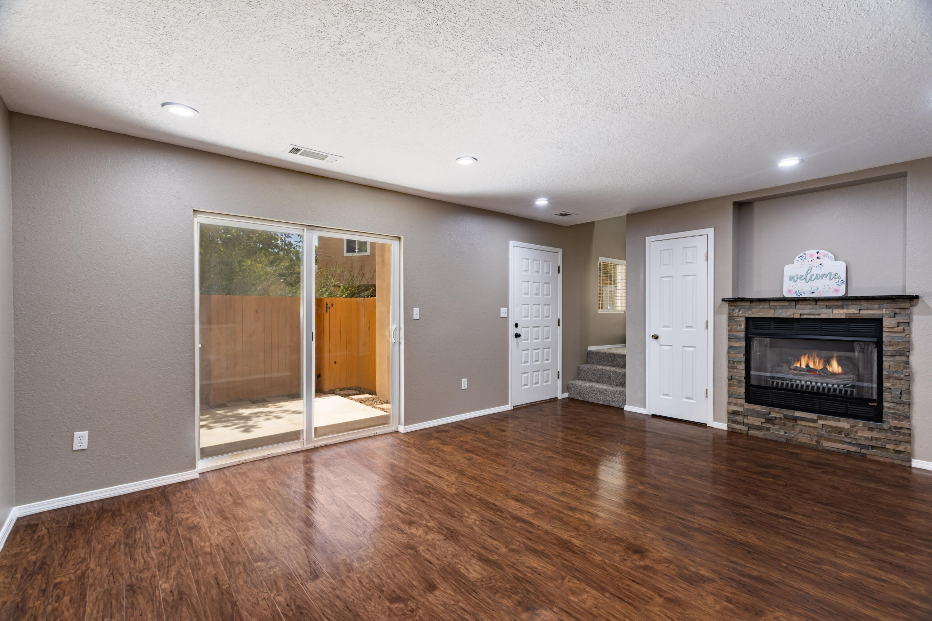 Photo 7 — 4701 Morris Street NE 503