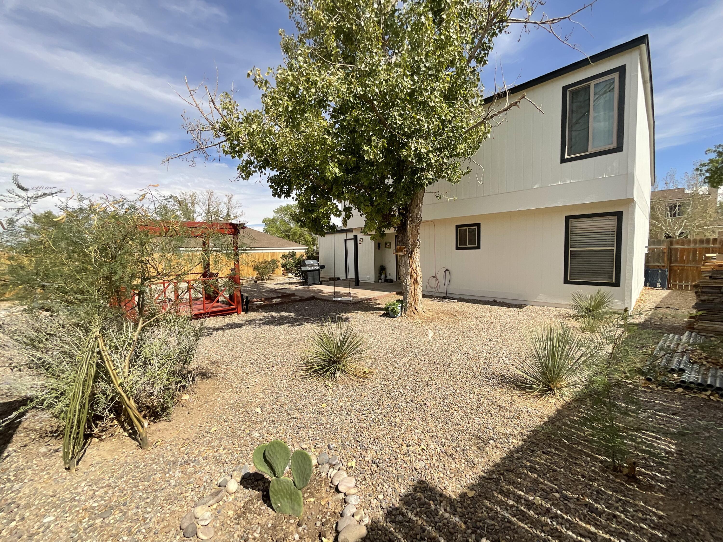 Photo 7 — 1313 Elkslip Drive NE