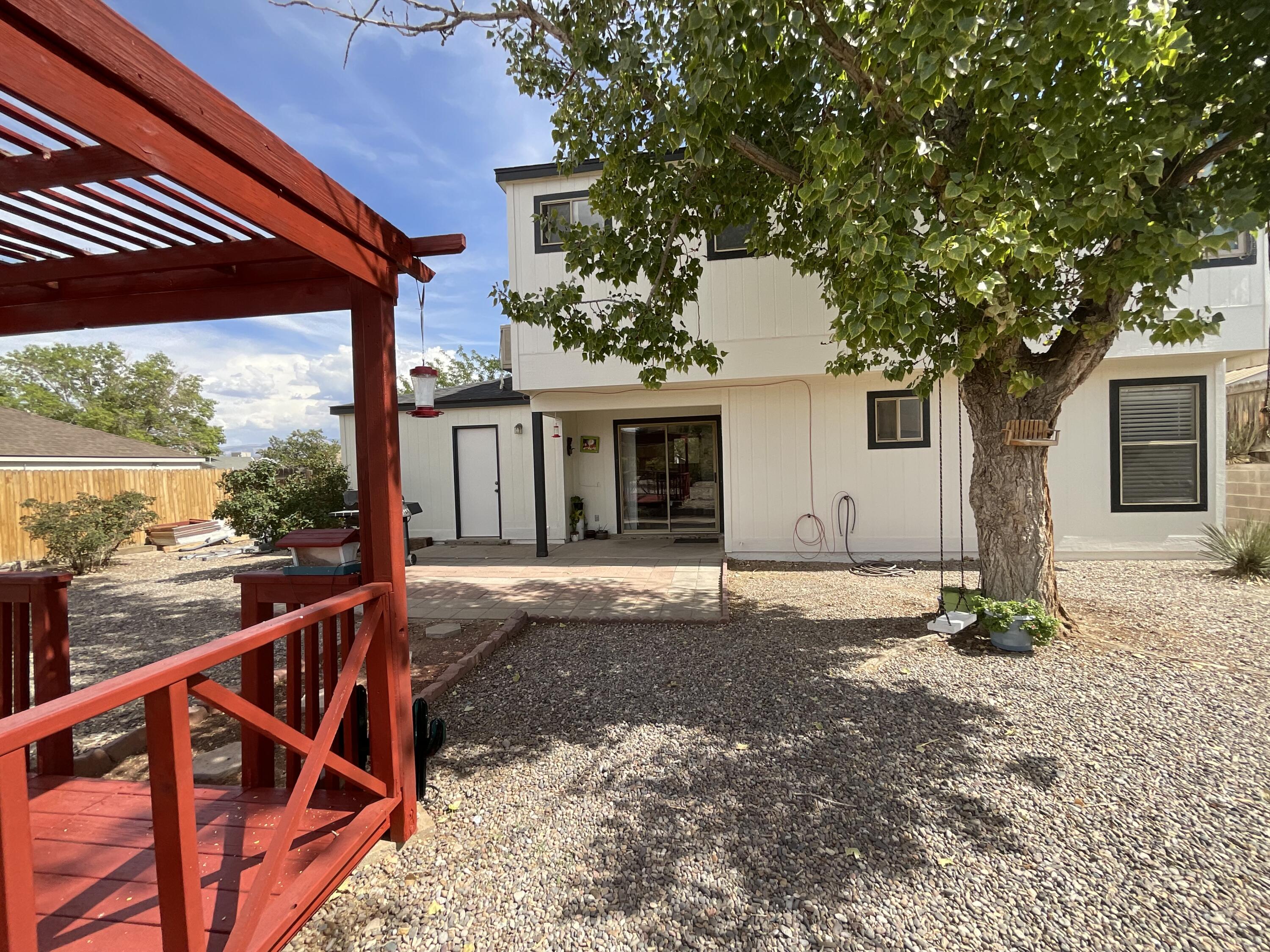 Photo 4 — 1313 Elkslip Drive NE