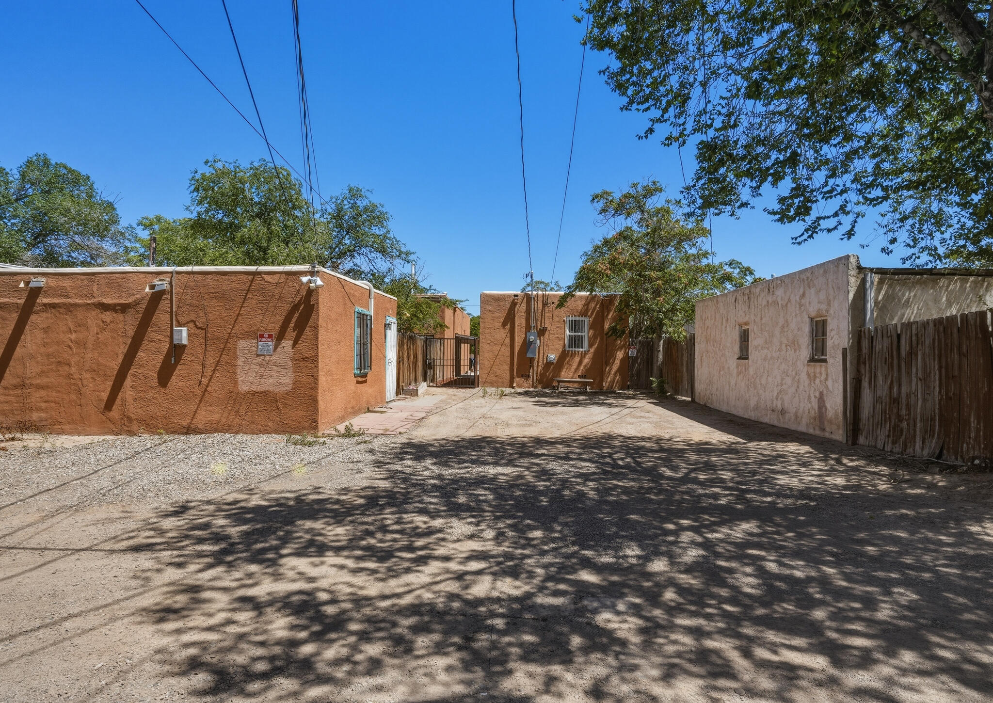Photo 3 — 205 Stanford Drive SE