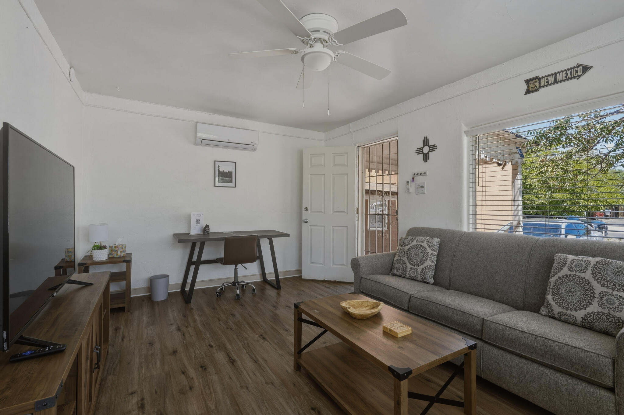 Photo 18 — 205 Stanford Drive SE