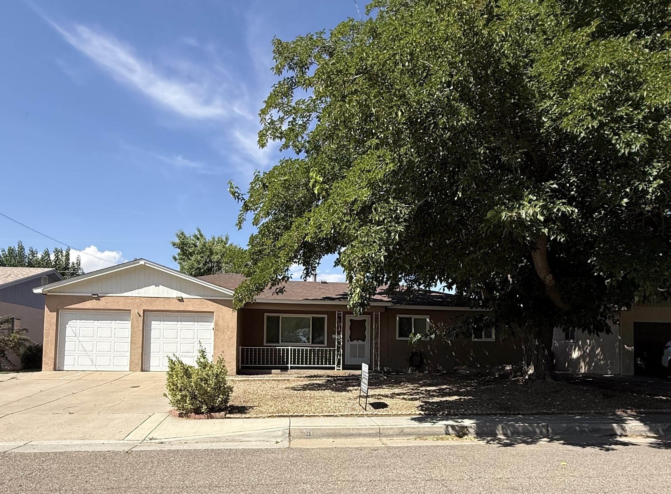 9519 MORROW Avenue NE, Albuquerque, NM 87112