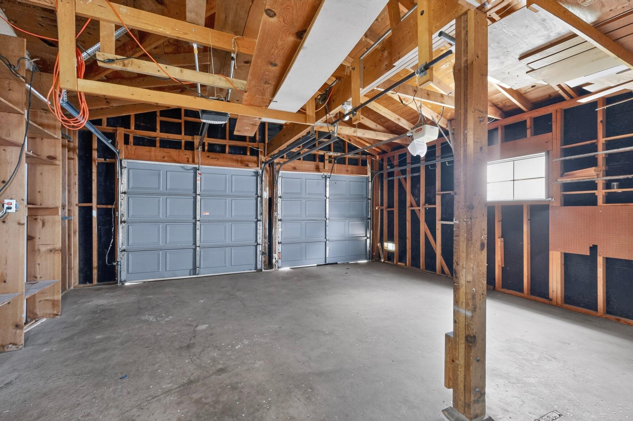 Photo 14 — 9519 MORROW Avenue NE