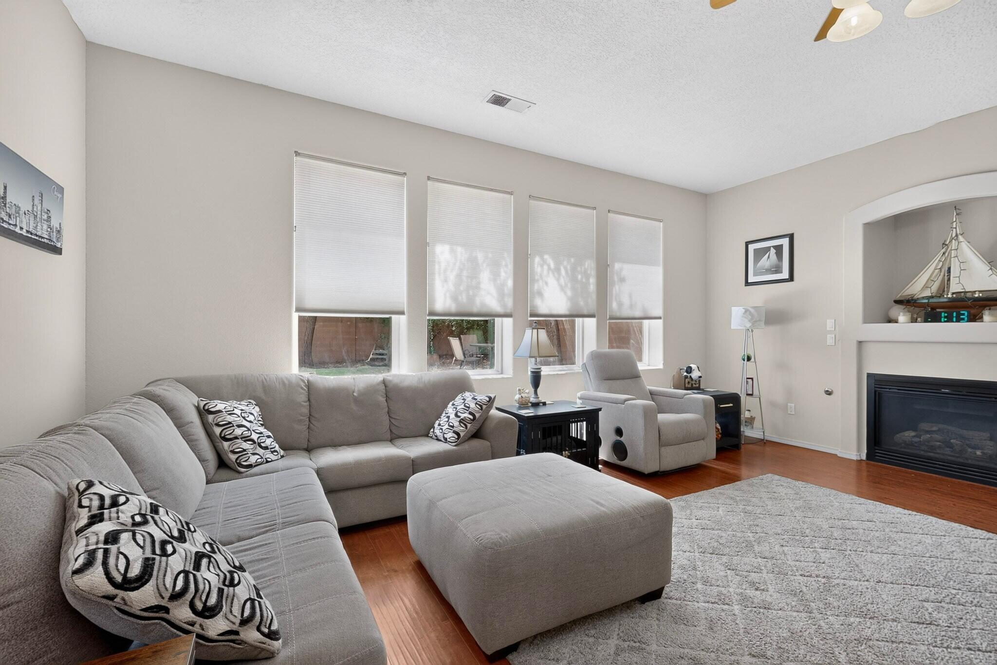 Photo 18 — 6108 Segovia Avenue NW