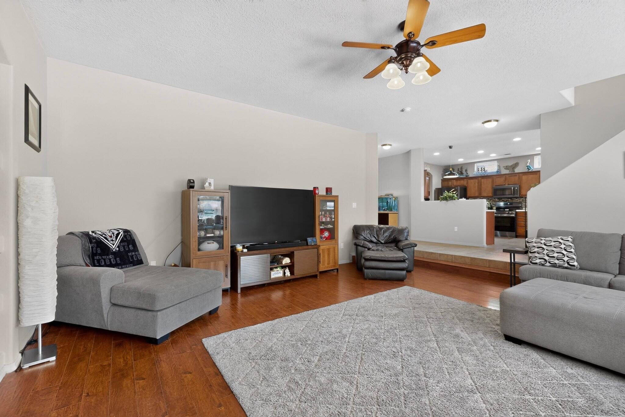 Photo 19 — 6108 Segovia Avenue NW