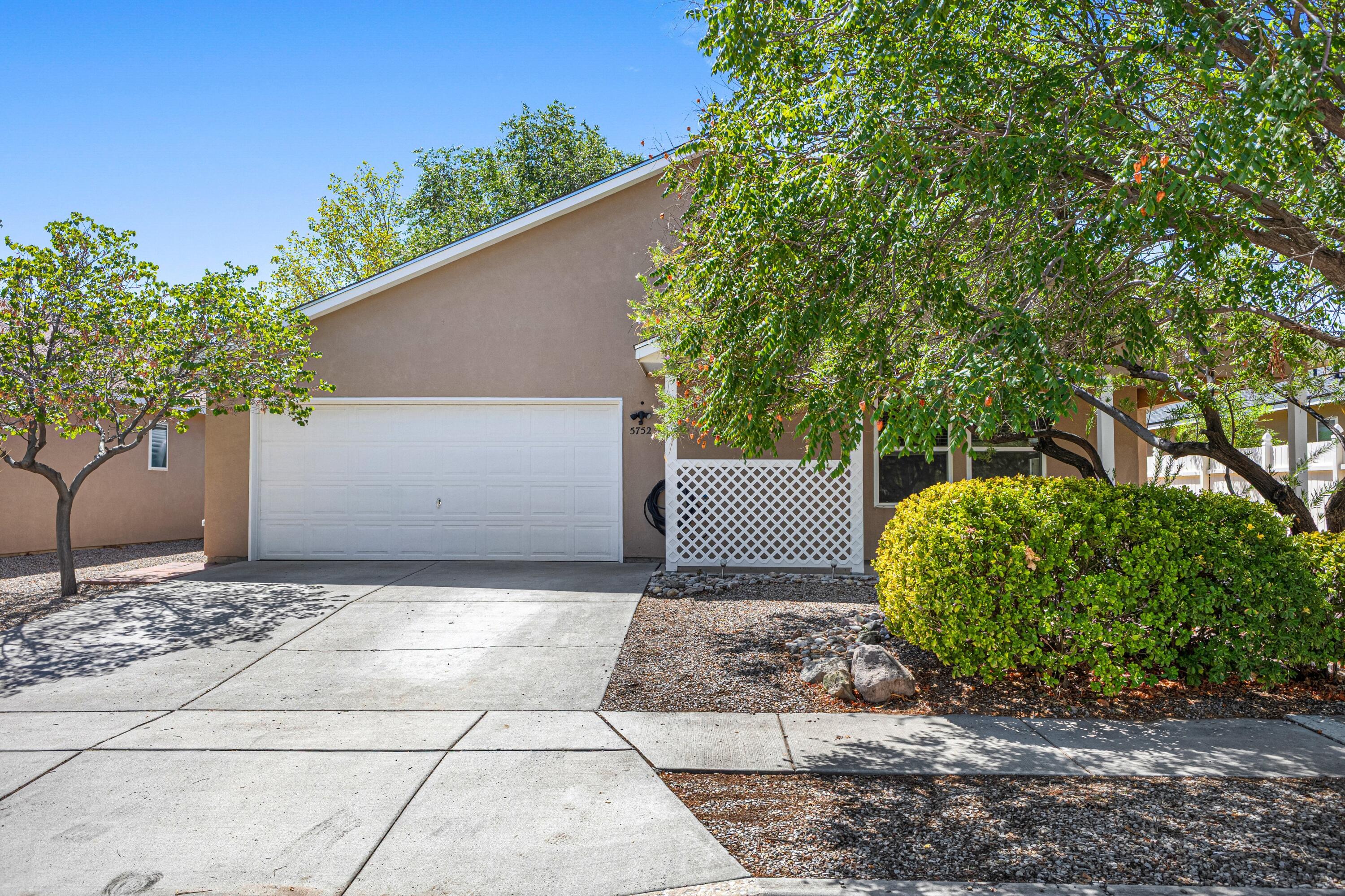 Photo 10 — 5752 Pinon Flats Road NW
