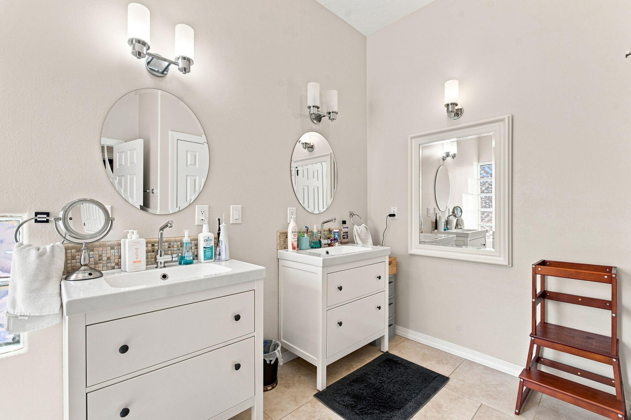 Photo 18 — 8512 Vina Del Sol Drive NE