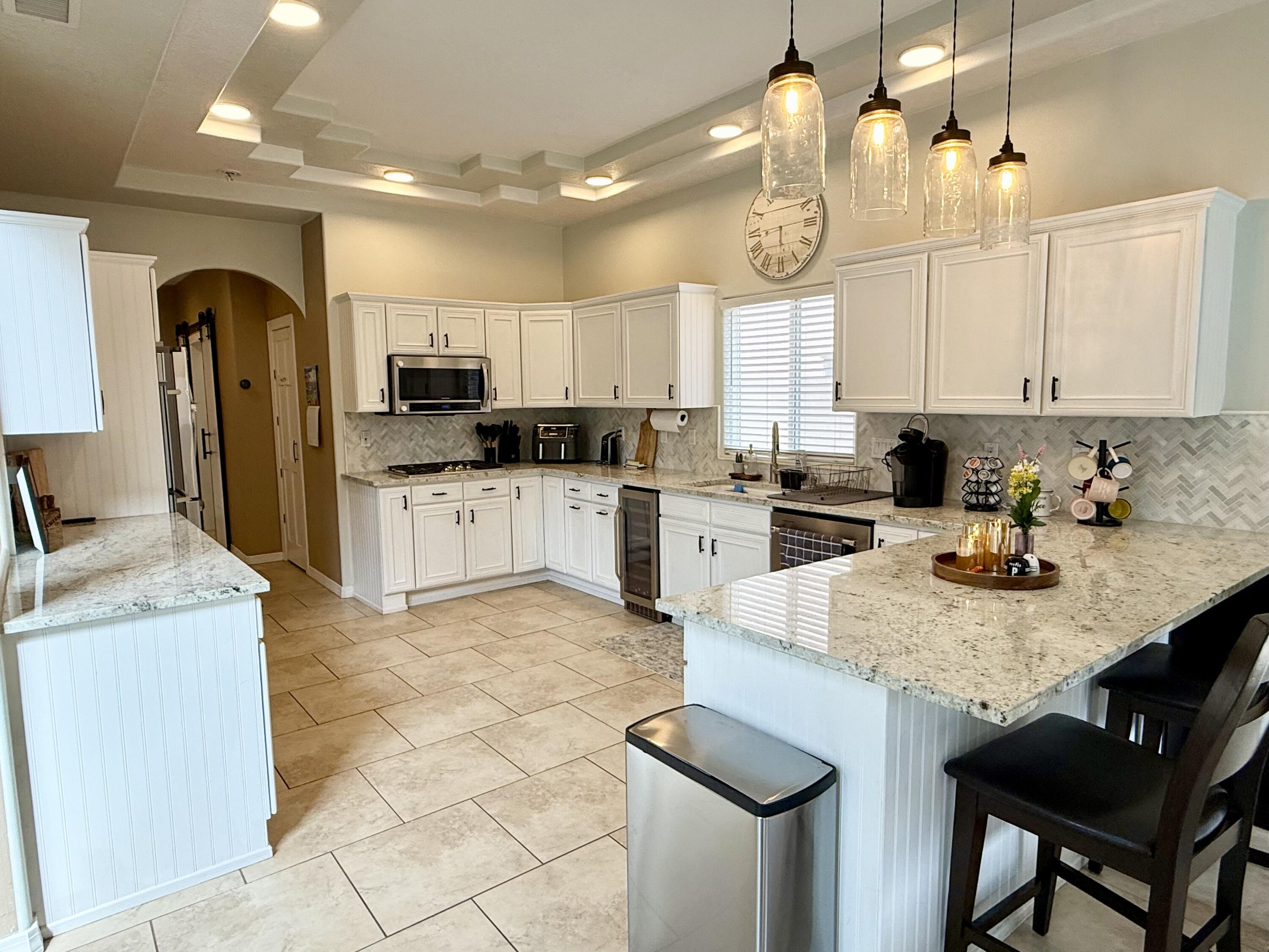 Photo 16 — 8512 Vina Del Sol Drive NE