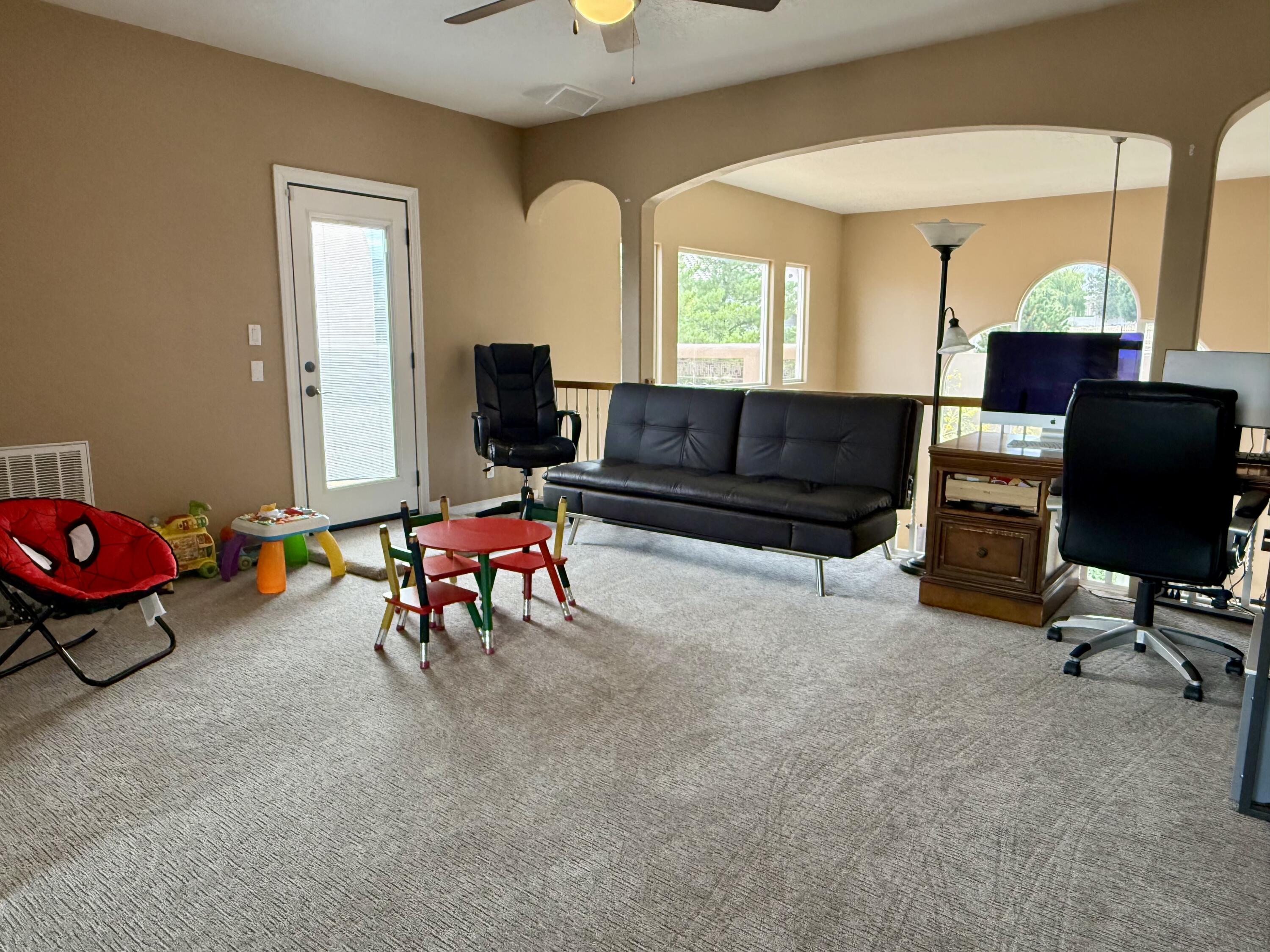 Photo 3 — 8512 Vina Del Sol Drive NE