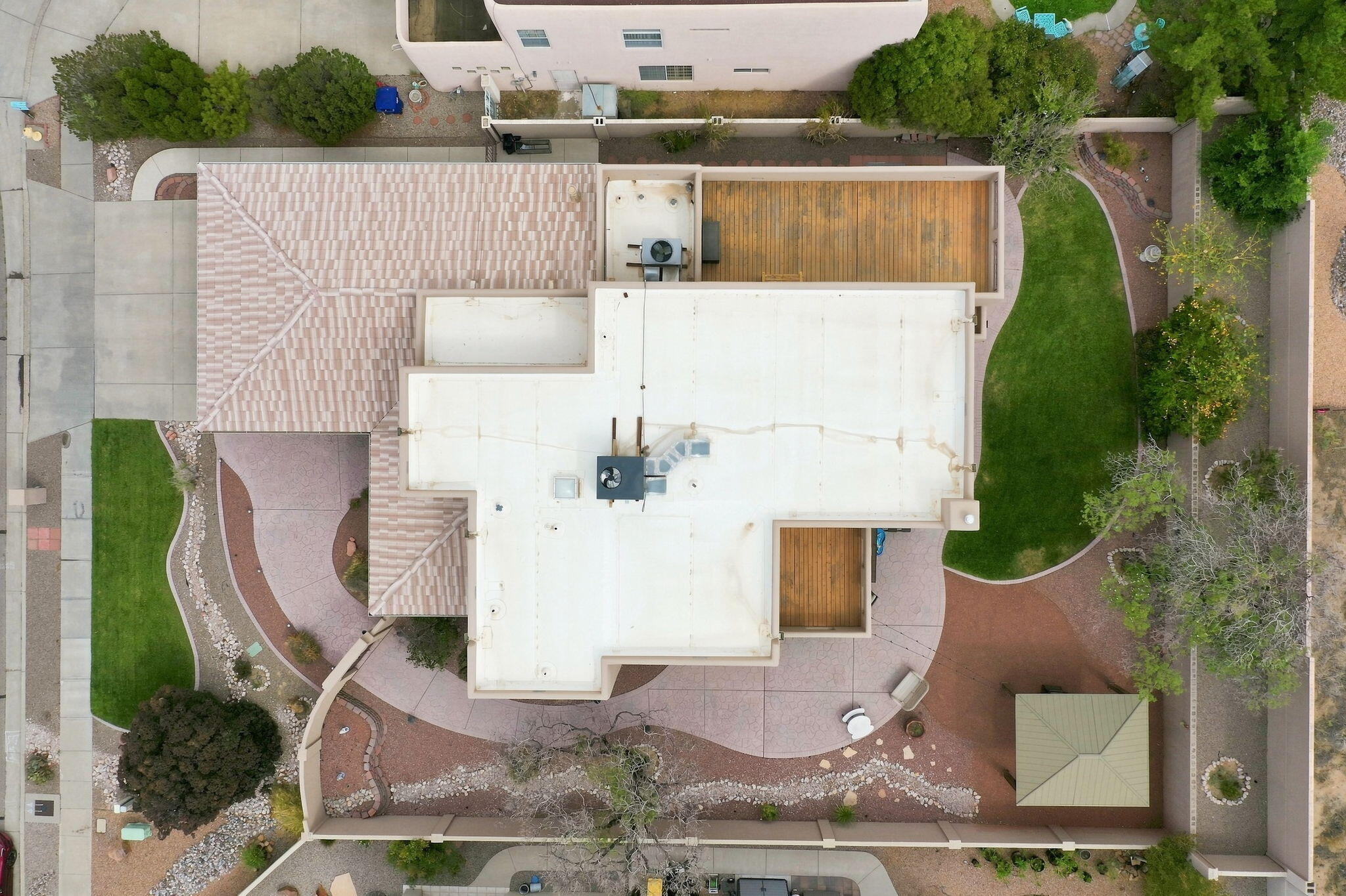 Photo 13 — 8512 Vina Del Sol Drive NE