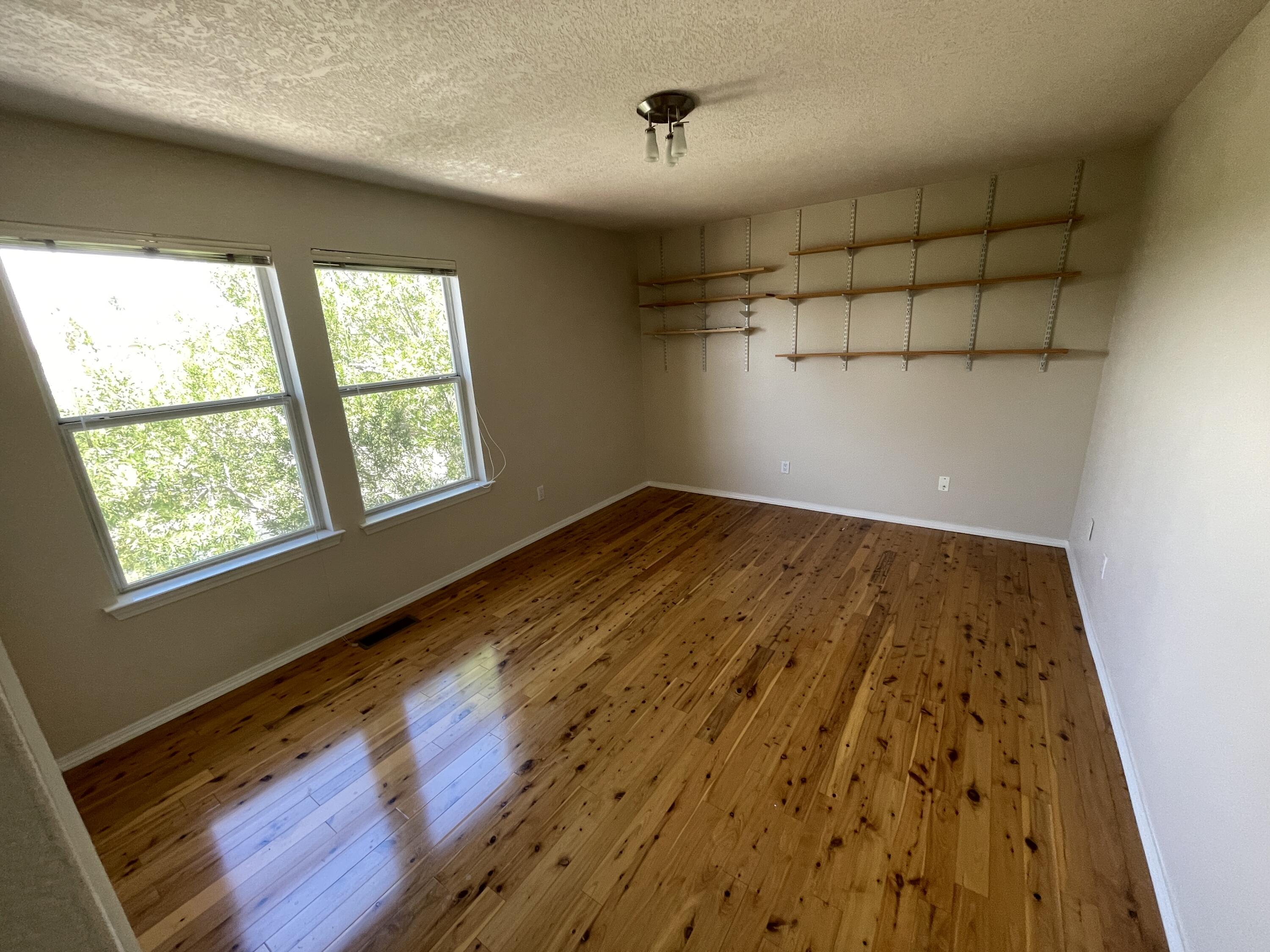 Photo 10 — 12400 Tularosa Trail NE