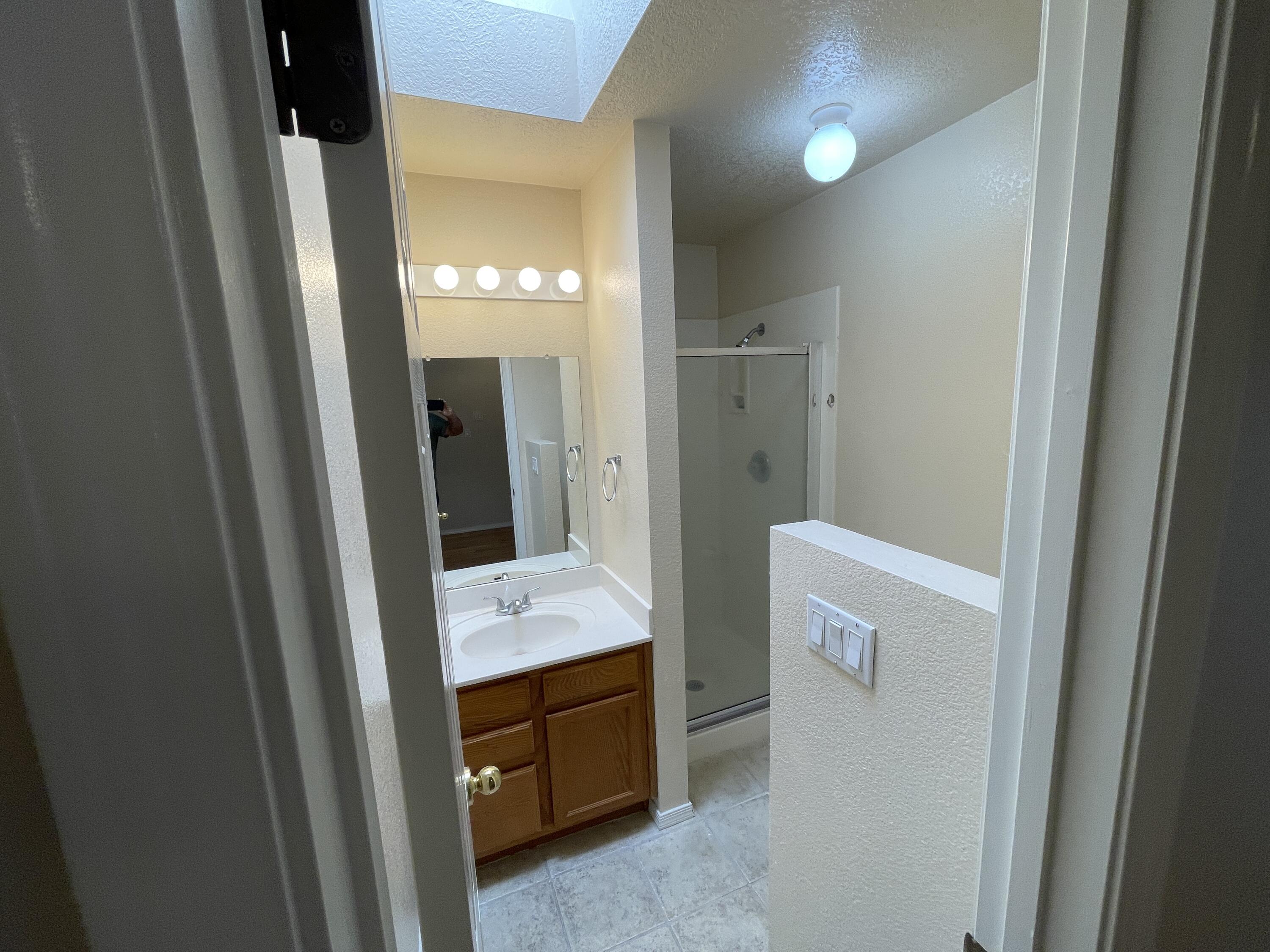 Photo 8 — 12400 Tularosa Trail NE