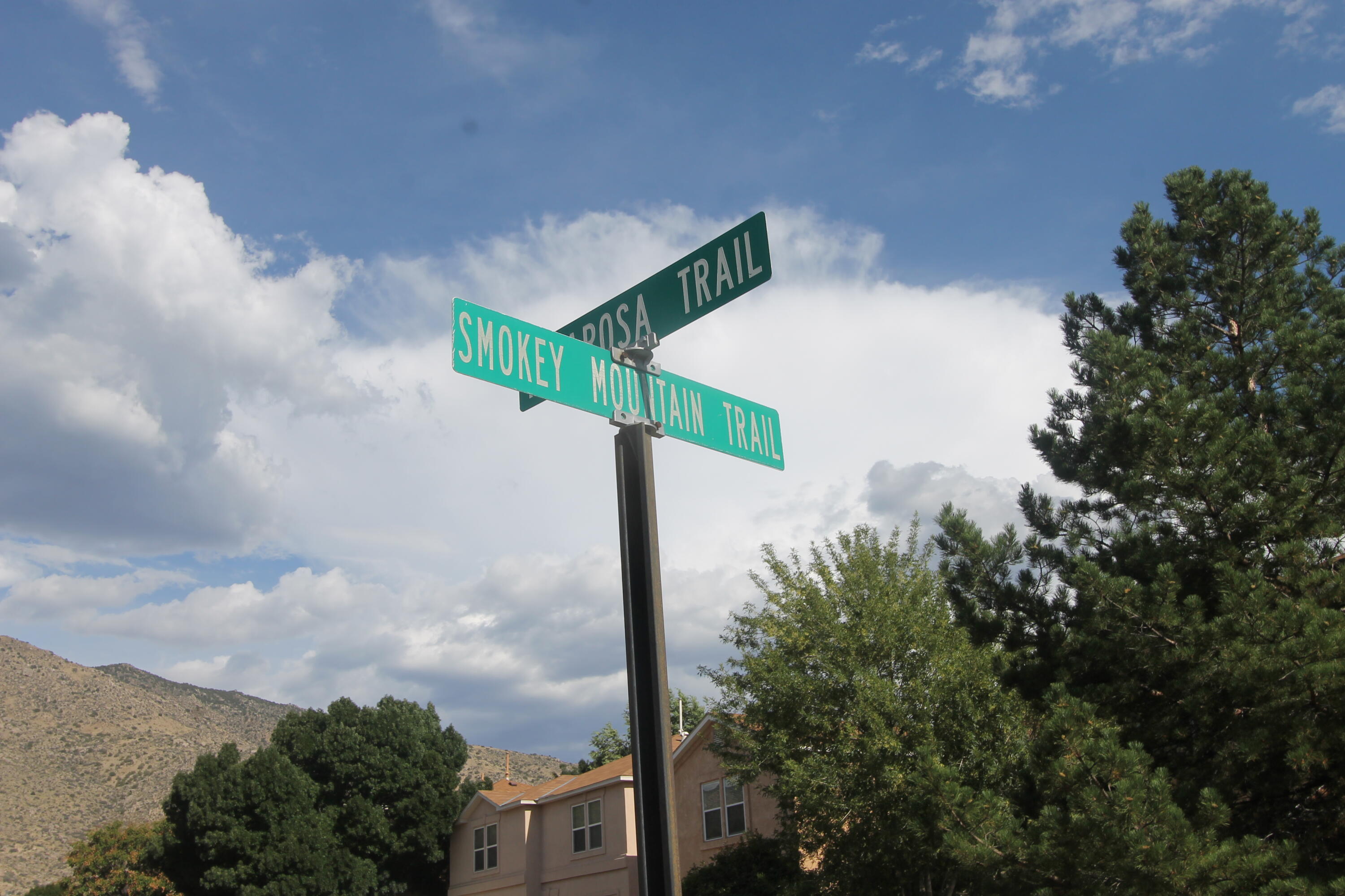 Photo 3 — 12400 Tularosa Trail NE