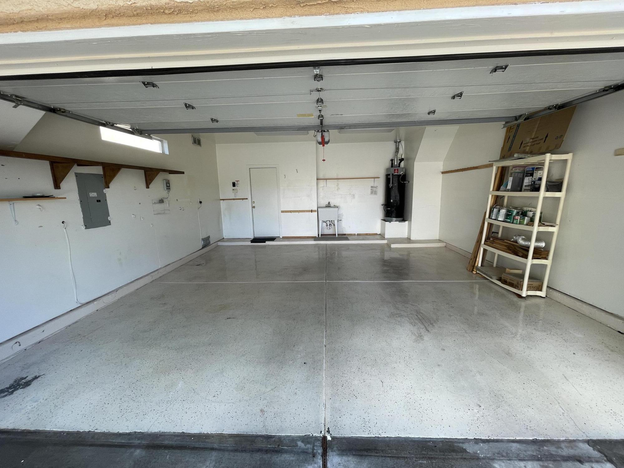 Photo 5 — 12400 Tularosa Trail NE