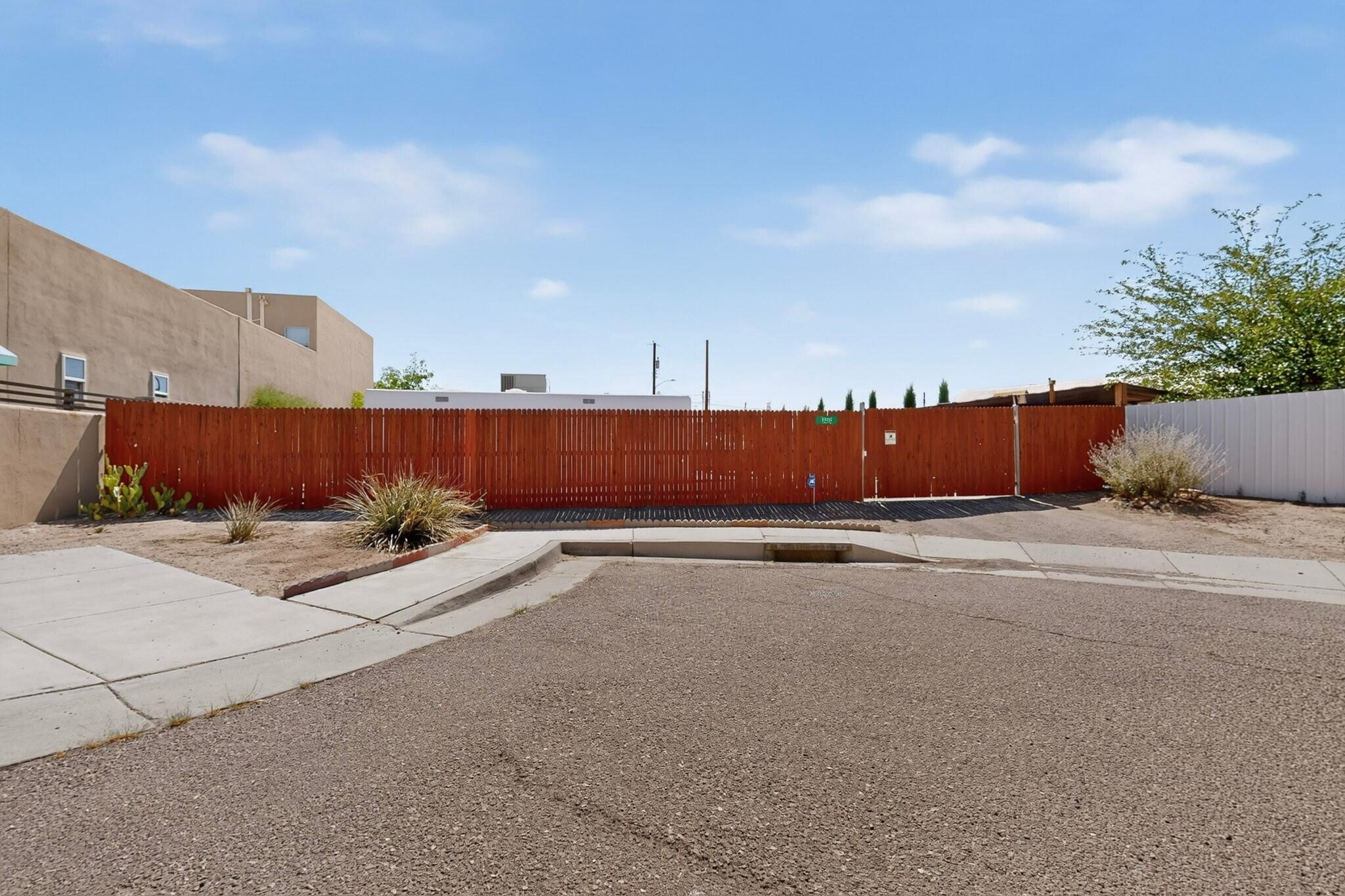Photo 3 — 2900 Foraker Place NW