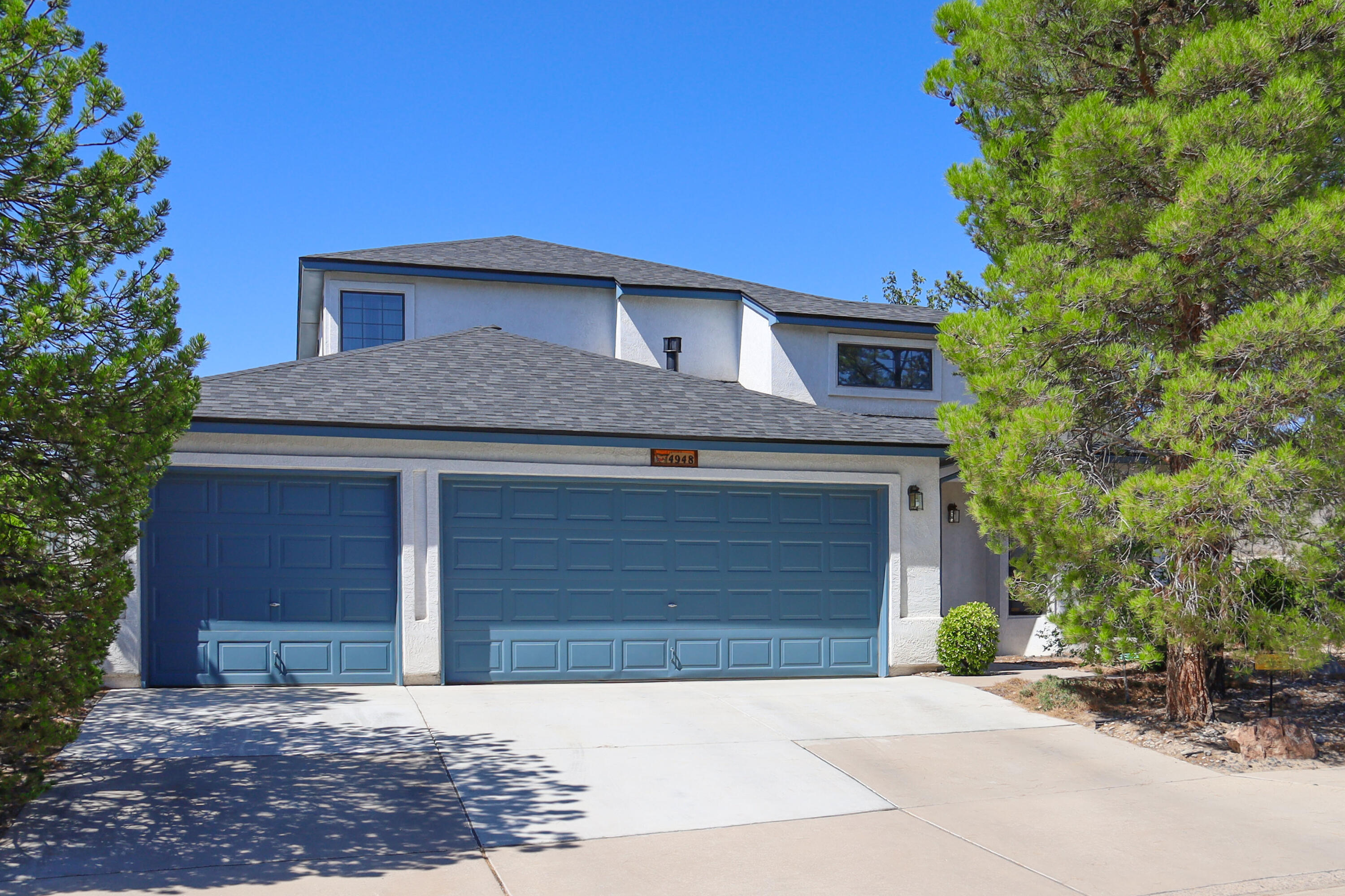 4948 T B Catron Avenue NW, Albuquerque, NM 87114