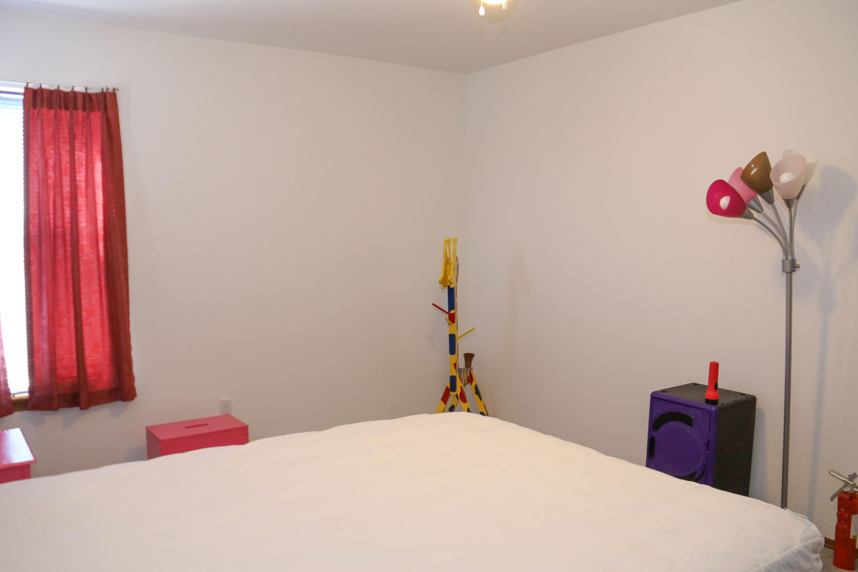 Photo 10 — 4948 T B Catron Avenue NW
