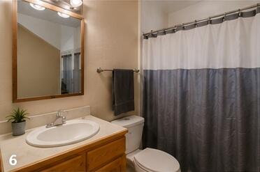 Photo 12 — 501-505 Mesilla Street SE