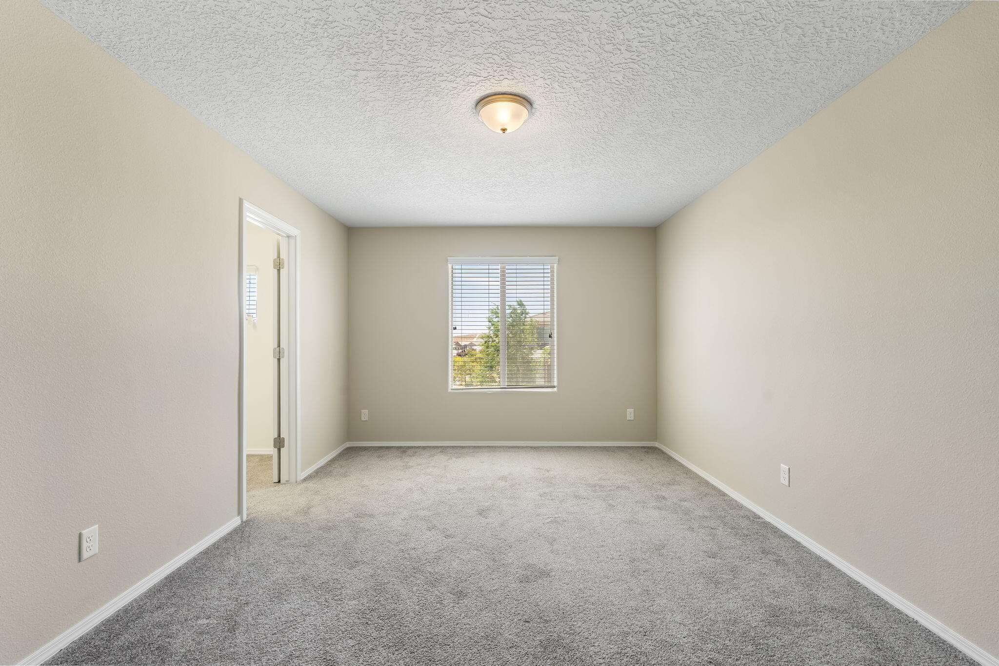 Photo 3 — 3114 Allyson Way NE