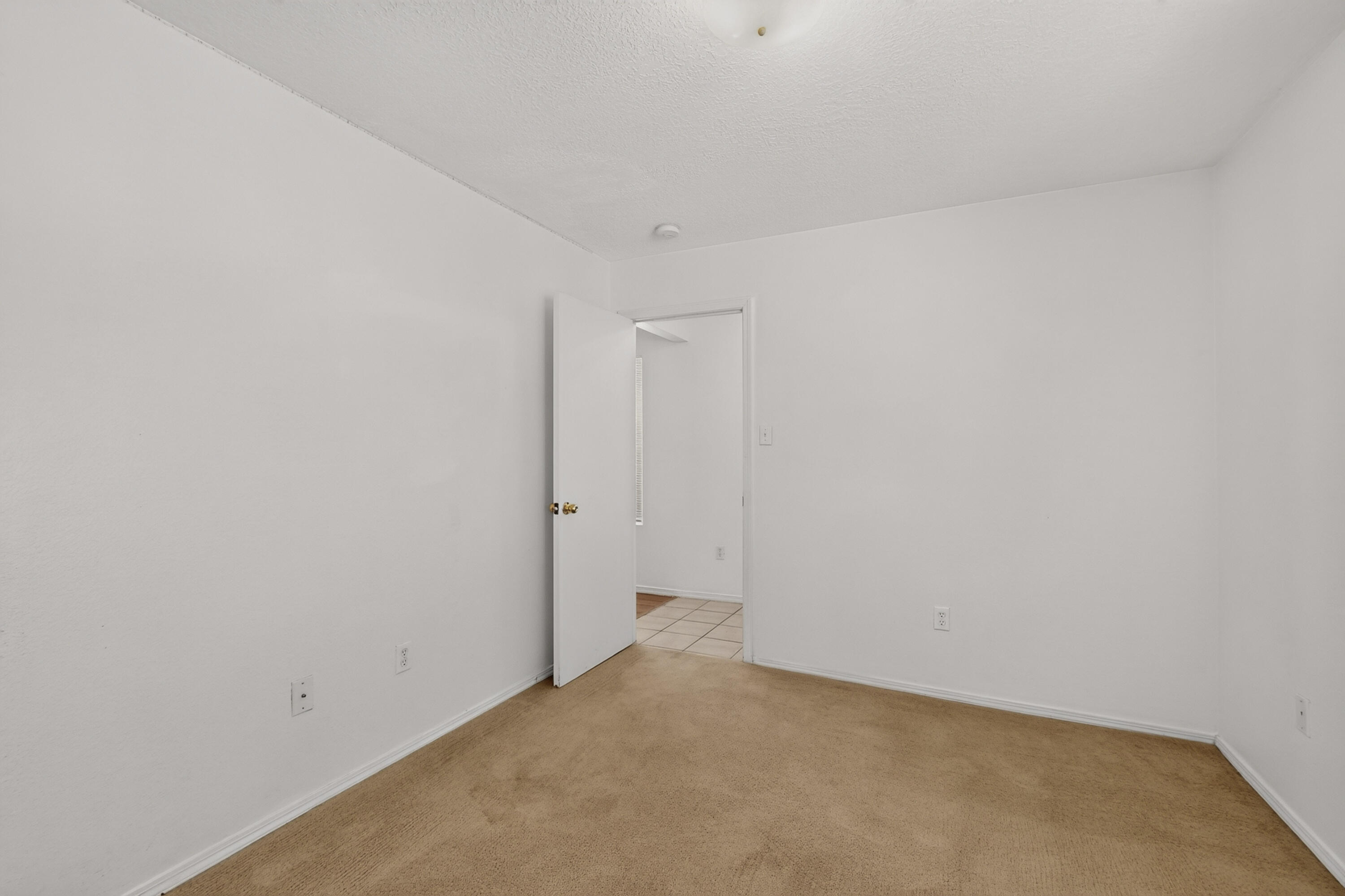 Photo 19 — 10732 Hatch Drive NW