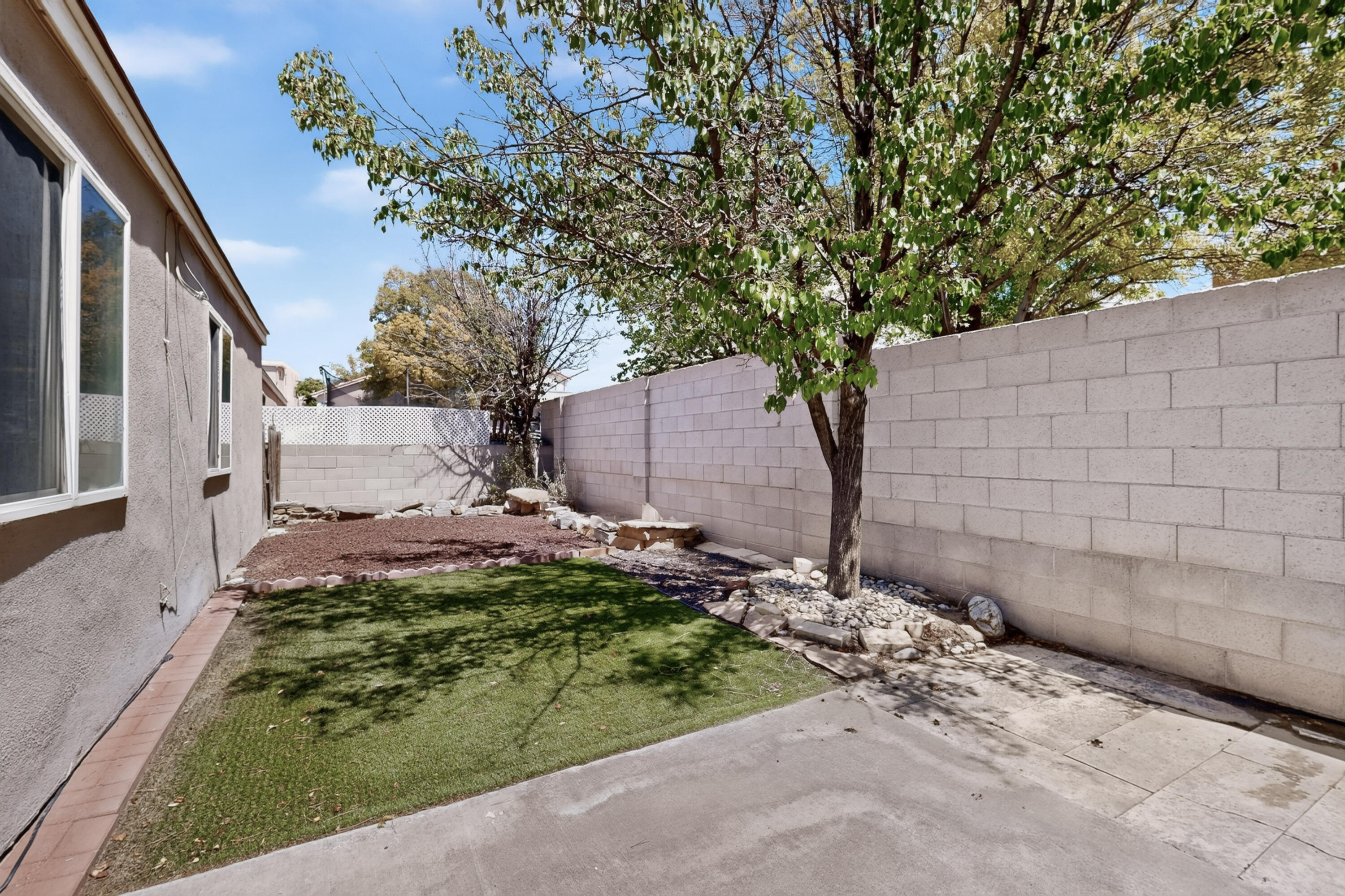 Photo 5 — 10732 Hatch Drive NW