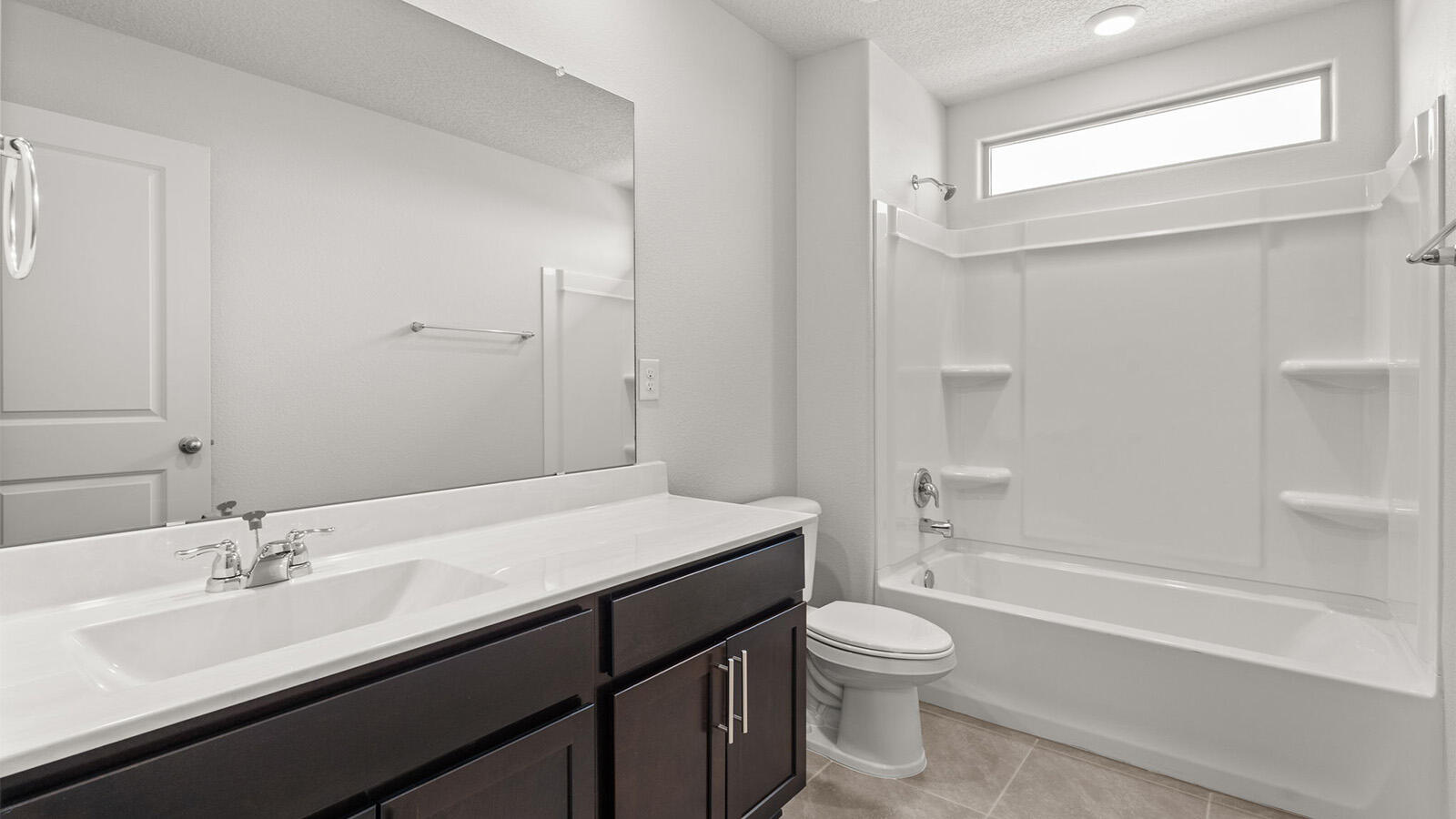 Photo 10 — 6038 Gilpin Drive SE