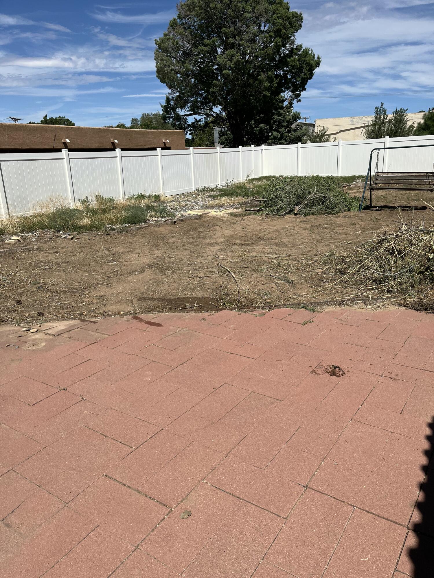Photo 7 — 2709 Georgene Drive NE