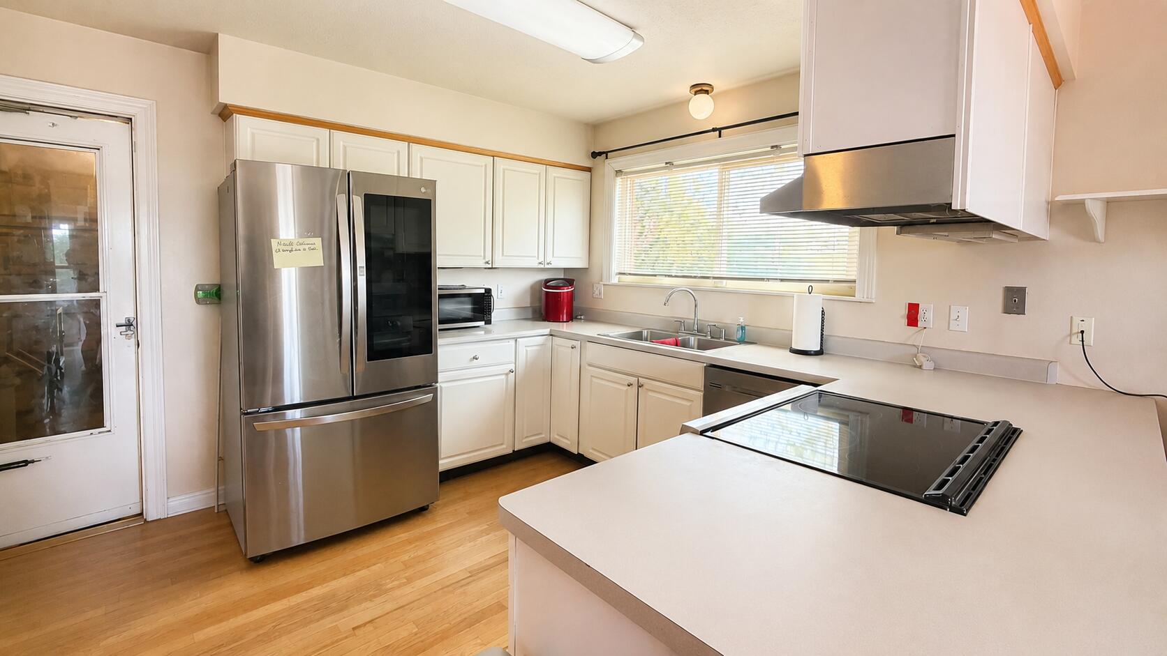 Photo 19 — 2709 Georgene Drive NE
