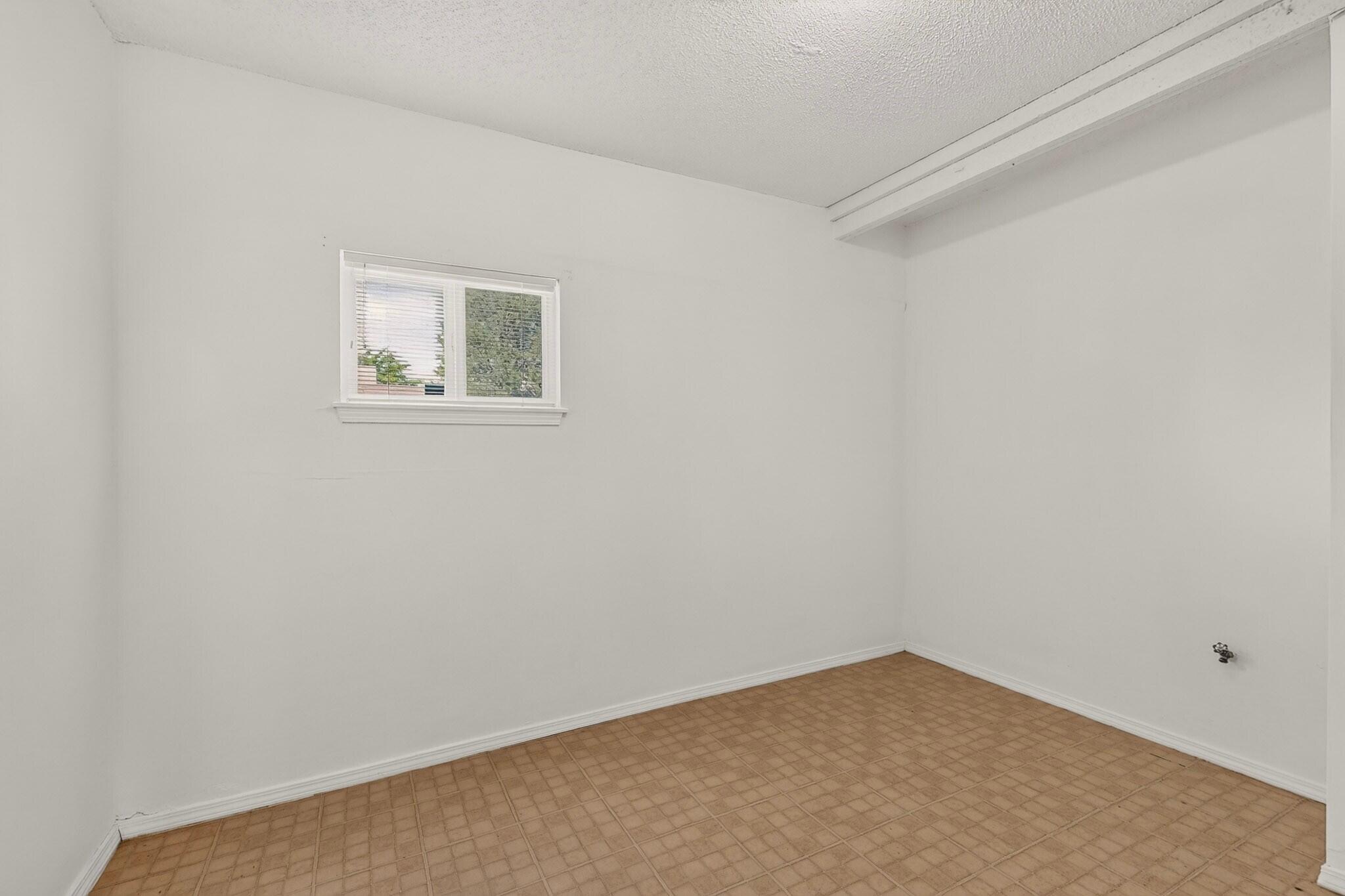 Photo 7 — 3019 12th Street NW