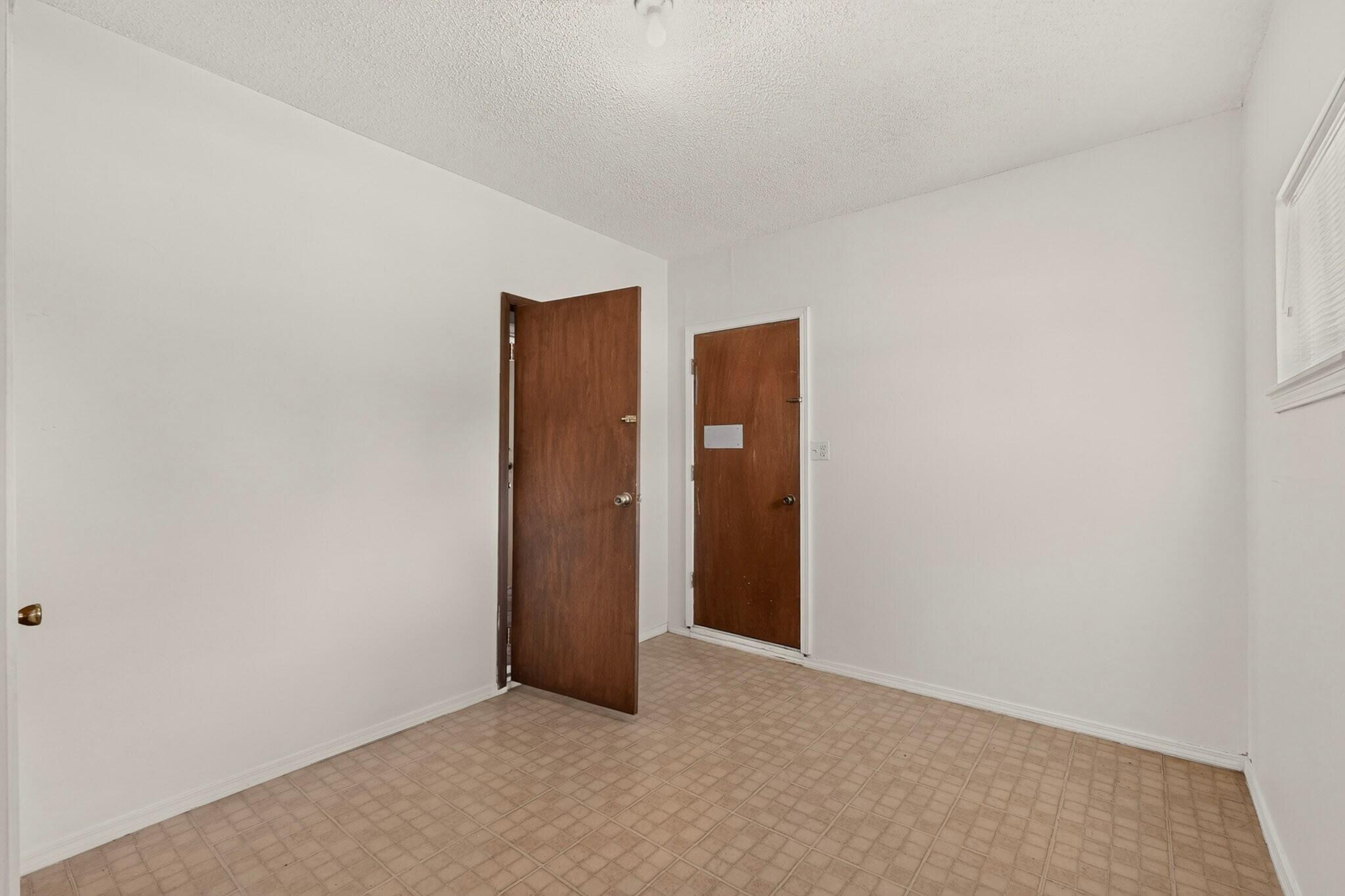 Photo 9 — 3019 12th Street NW