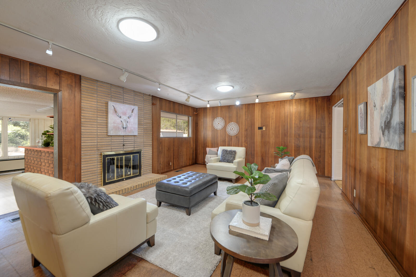 Photo 9 — 3804 La Hacienda Drive NE