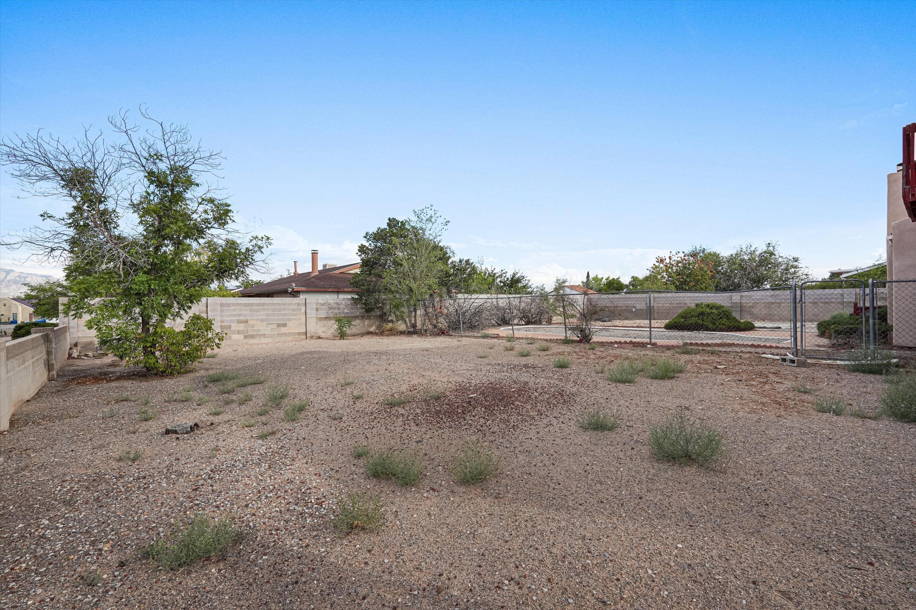 Photo 3 — 868 Campfire Road SE