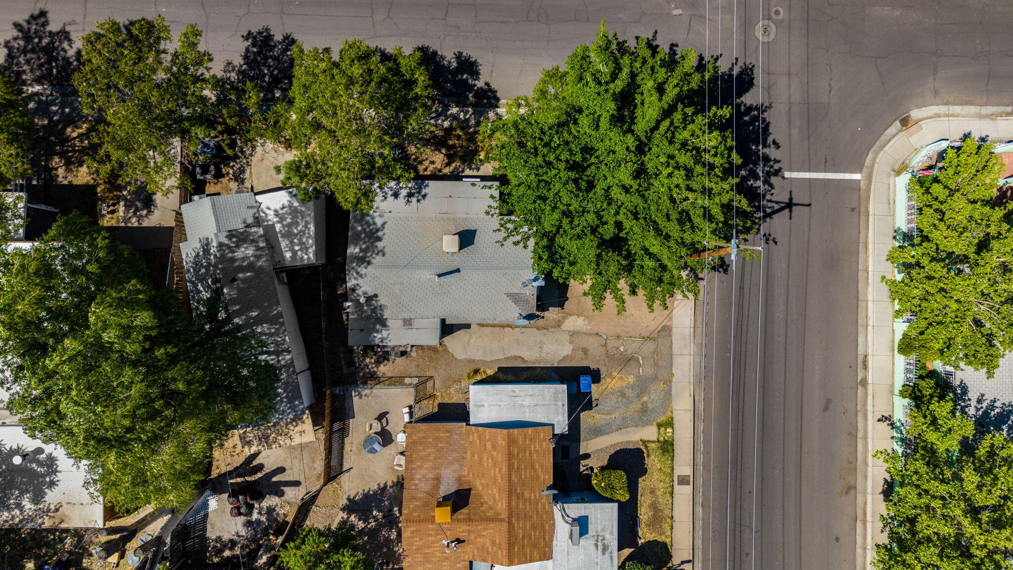 Photo 8 — 1004 Santa Fe Avenue SW
