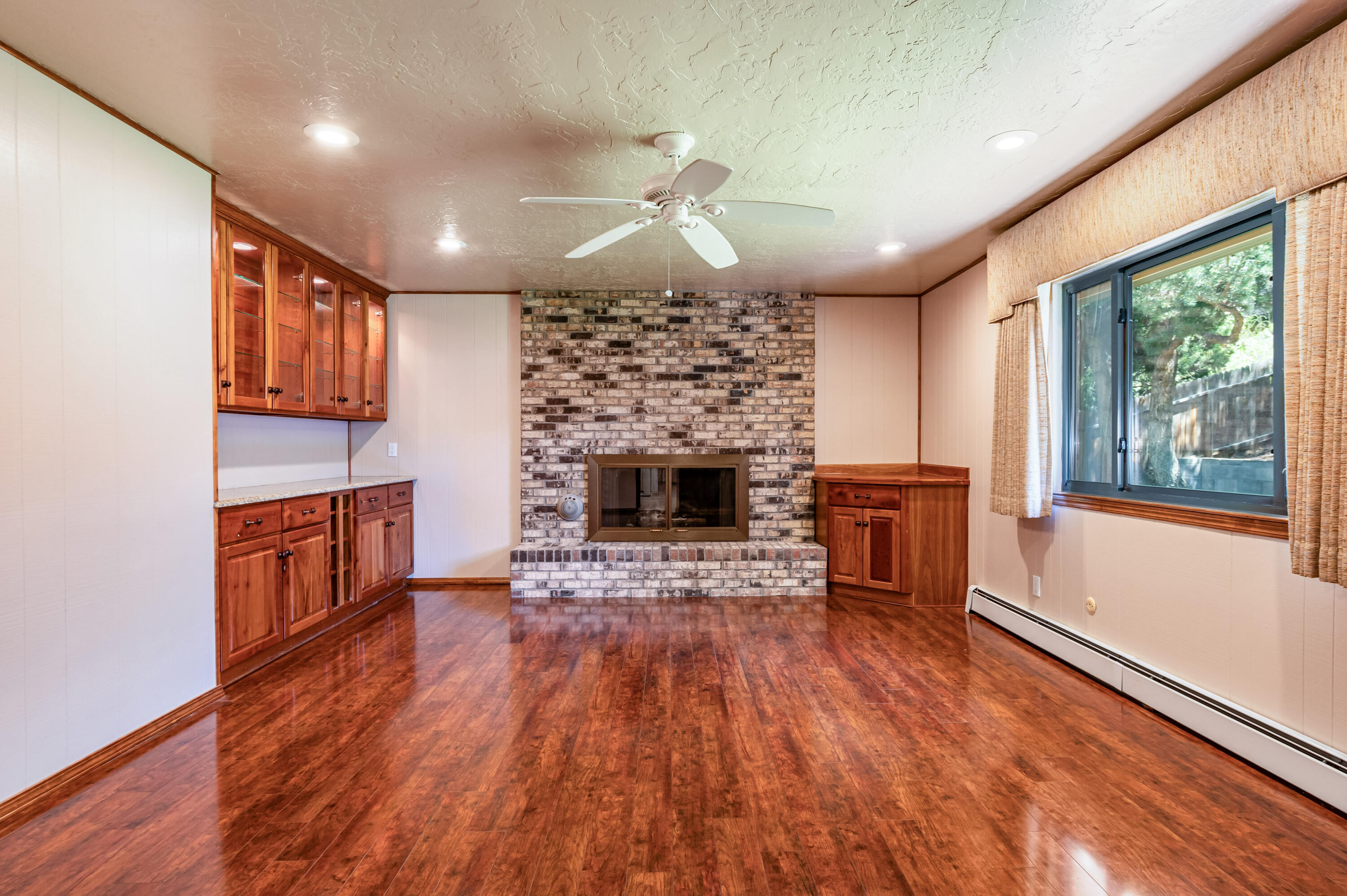 Photo 16 — 1604 Monte Largo Drive NE