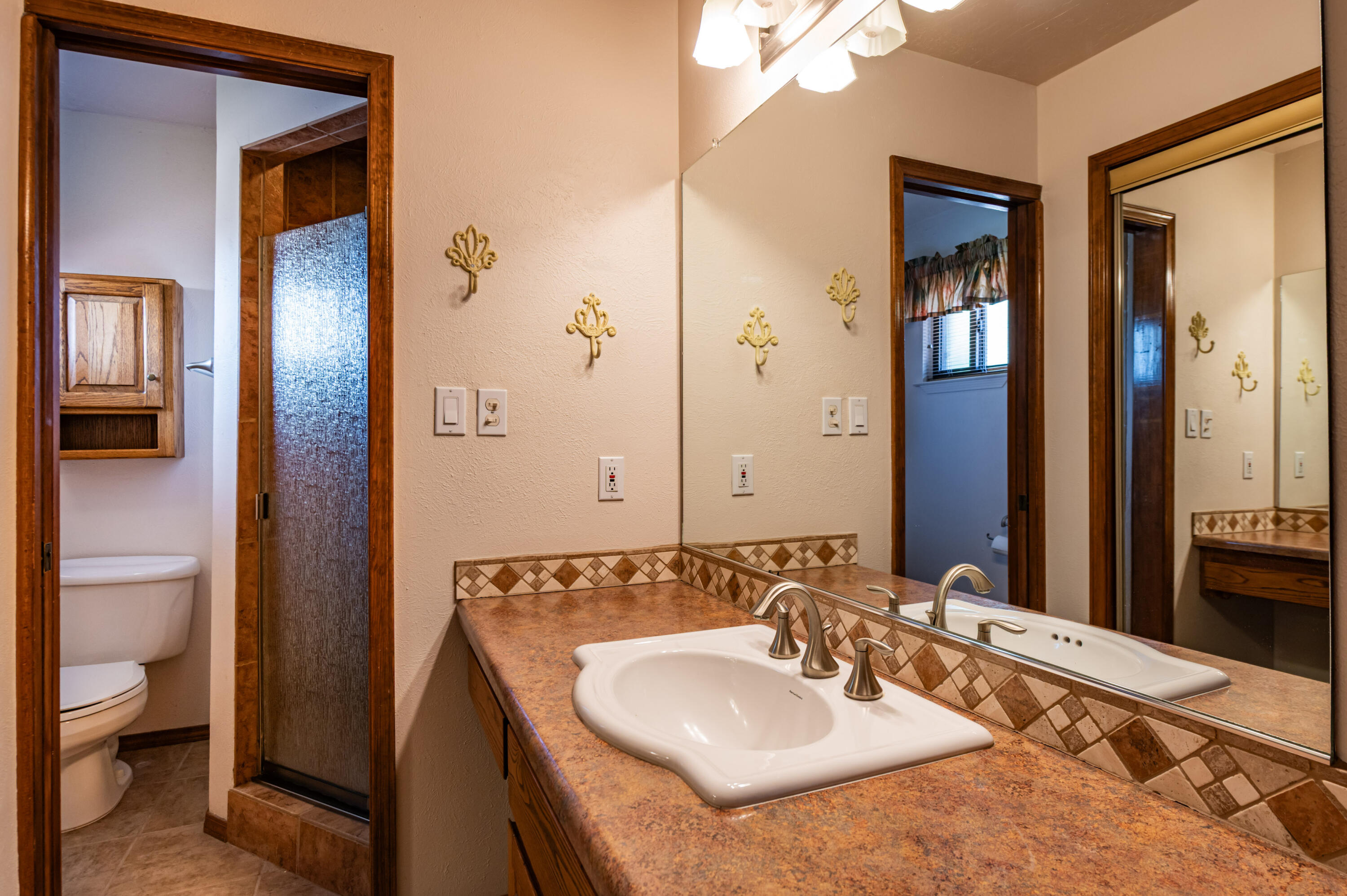 Photo 11 — 1604 Monte Largo Drive NE