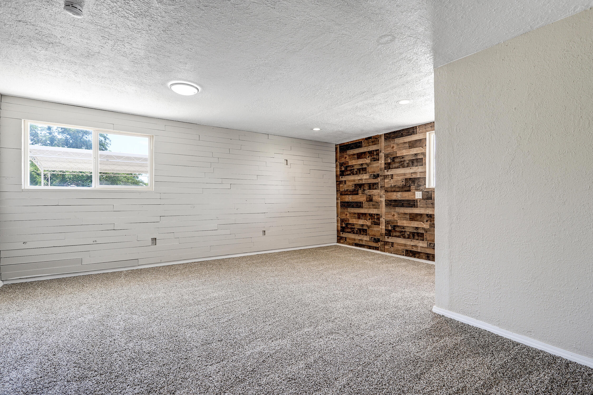 Photo 17 — 1800 Britt Street NE