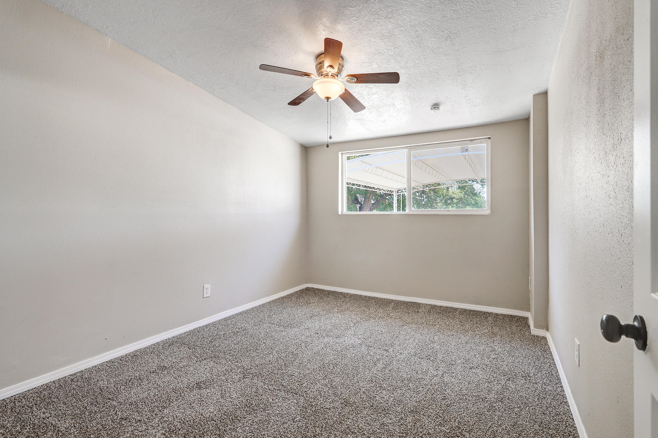 Photo 13 — 1800 Britt Street NE