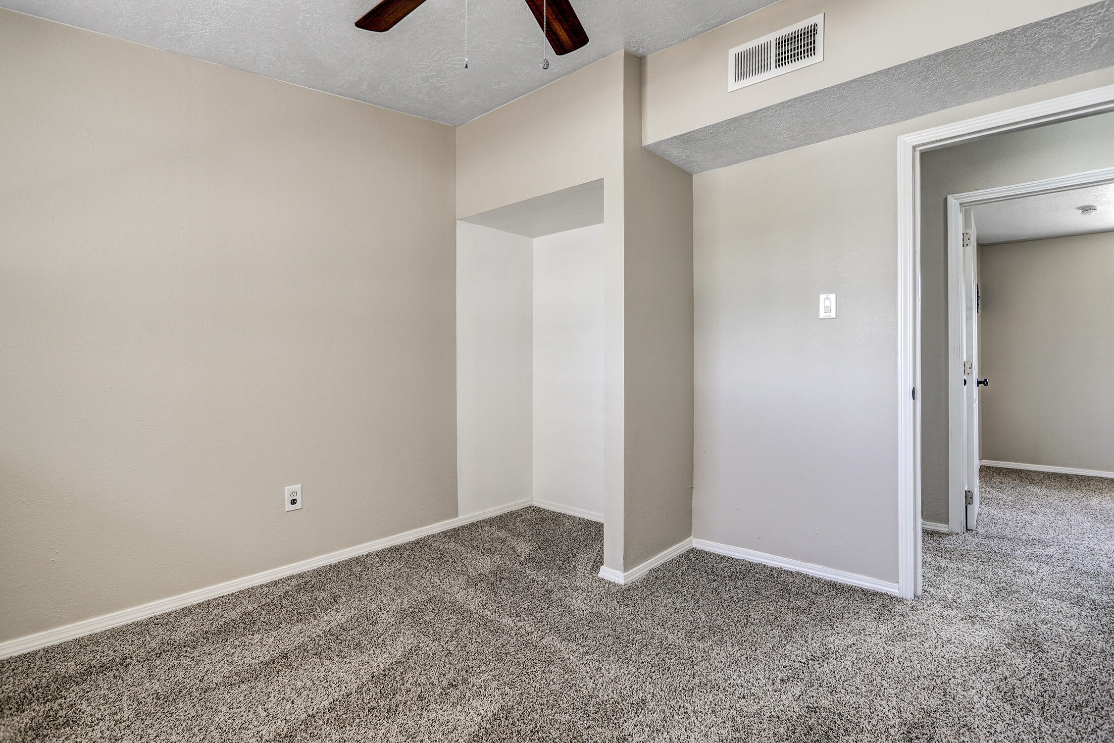 Photo 10 — 1800 Britt Street NE