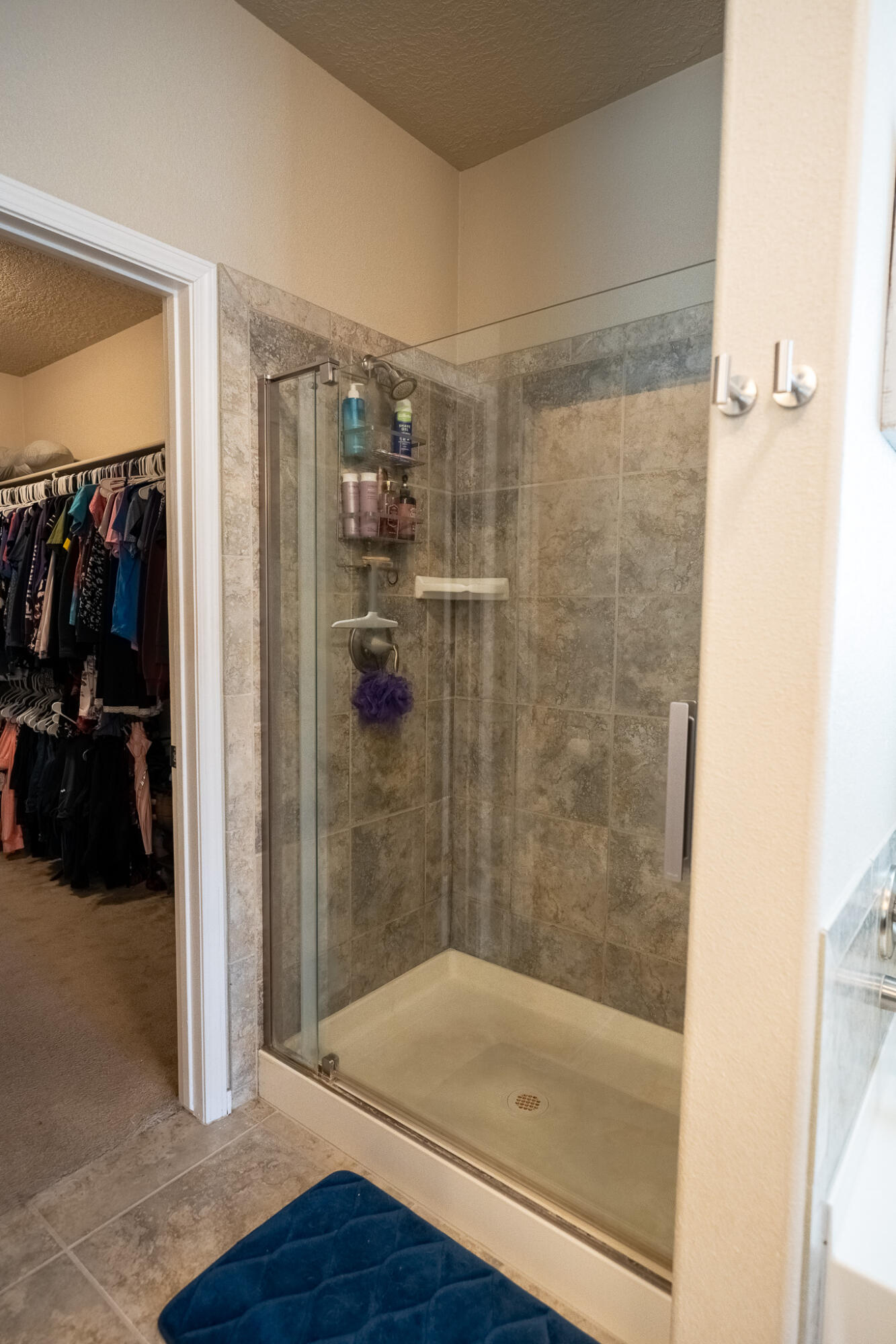 Photo 3 — 6024 Mafraq Avenue NW