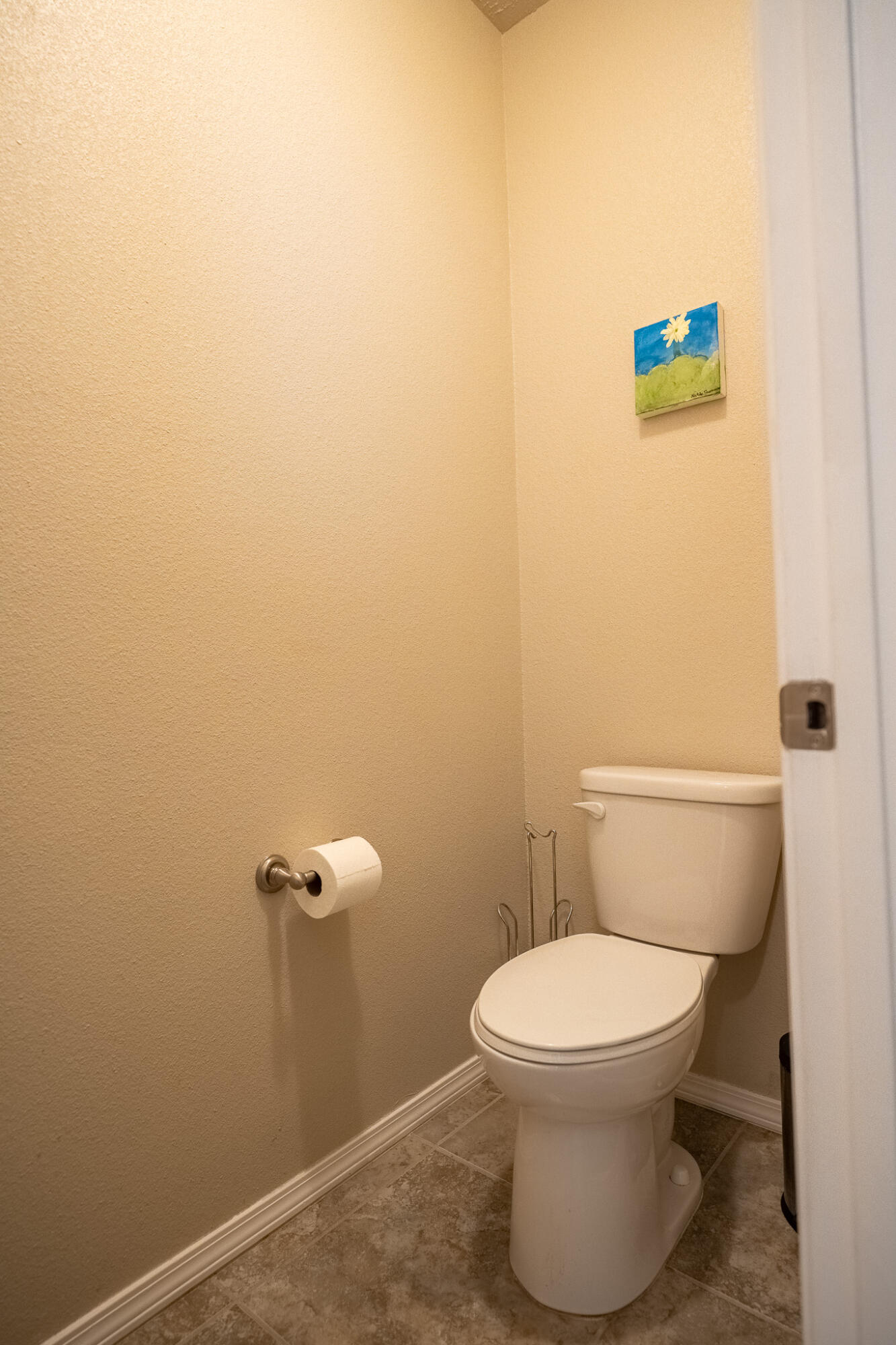 Photo 4 — 6024 Mafraq Avenue NW