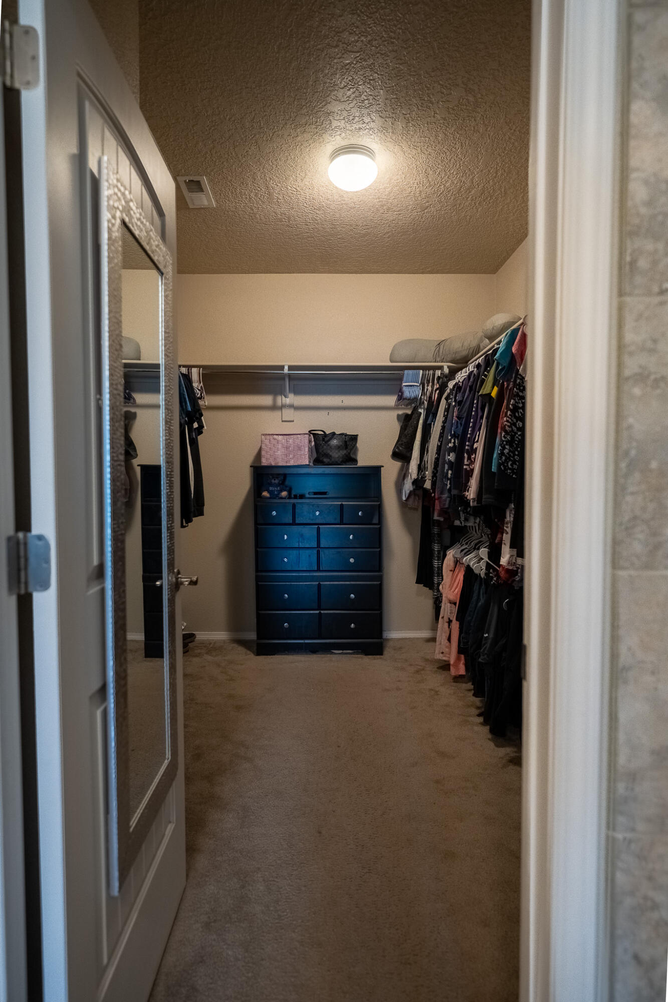 Photo 5 — 6024 Mafraq Avenue NW