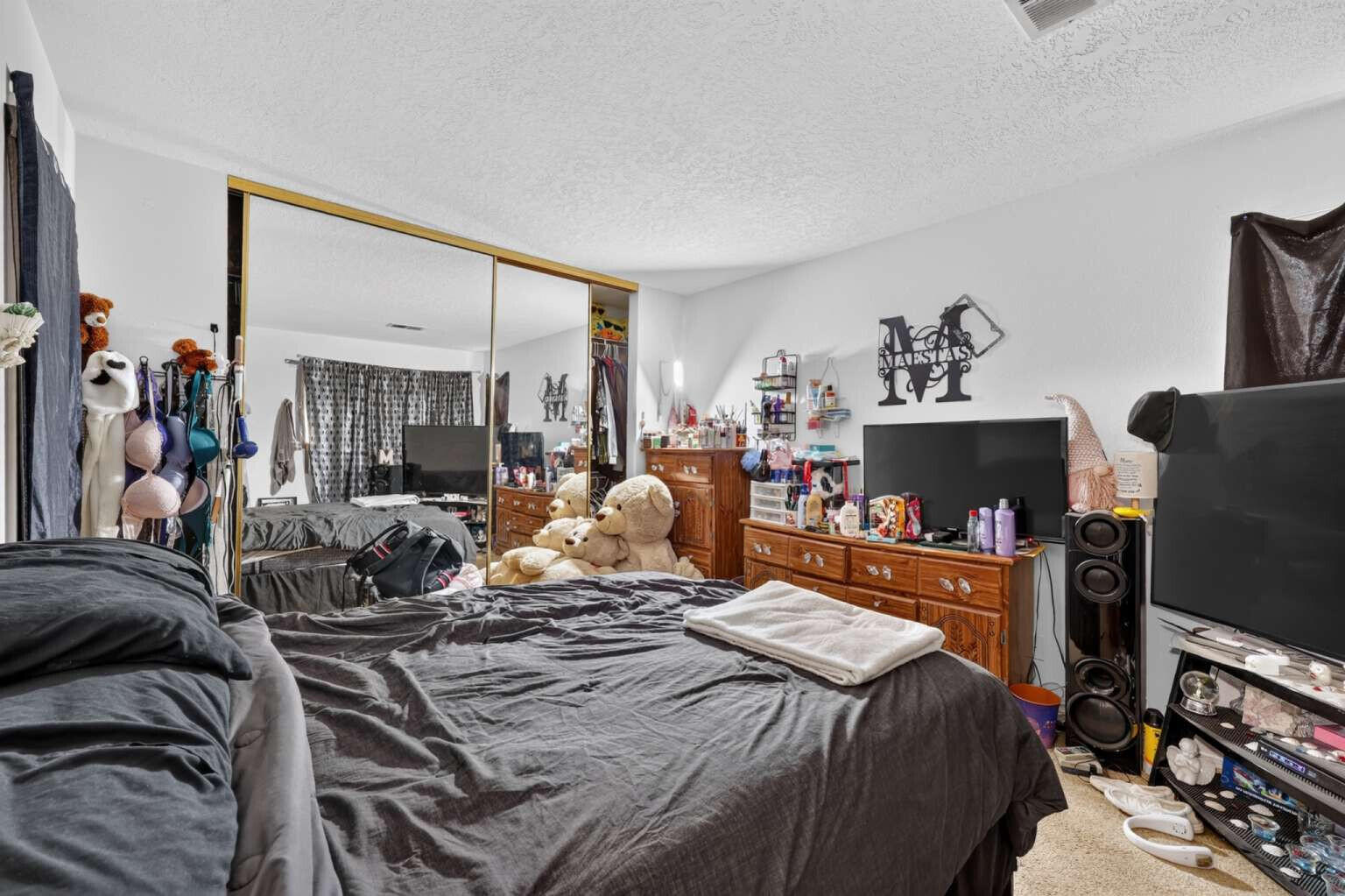 Photo 11 — 1372 Lil Avenue NE