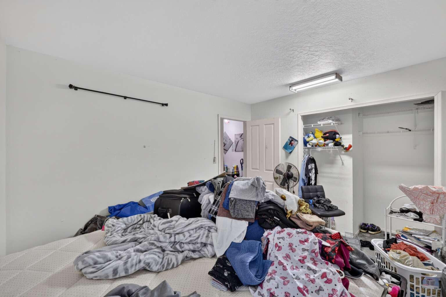 Photo 5 — 1372 Lil Avenue NE
