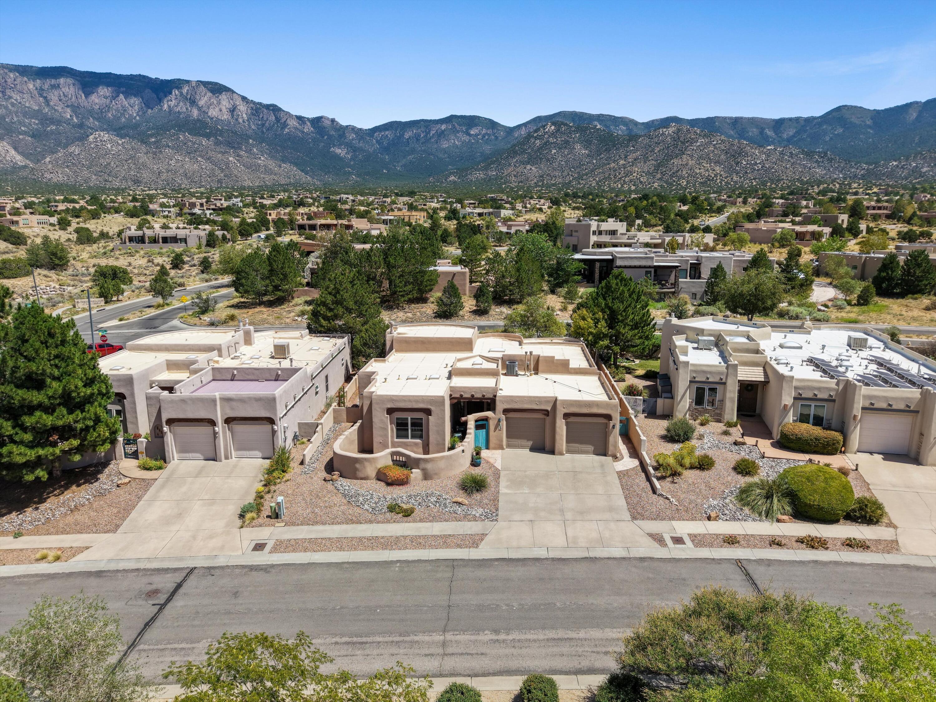 Photo 6 — 6420 Anasazi Drive NE