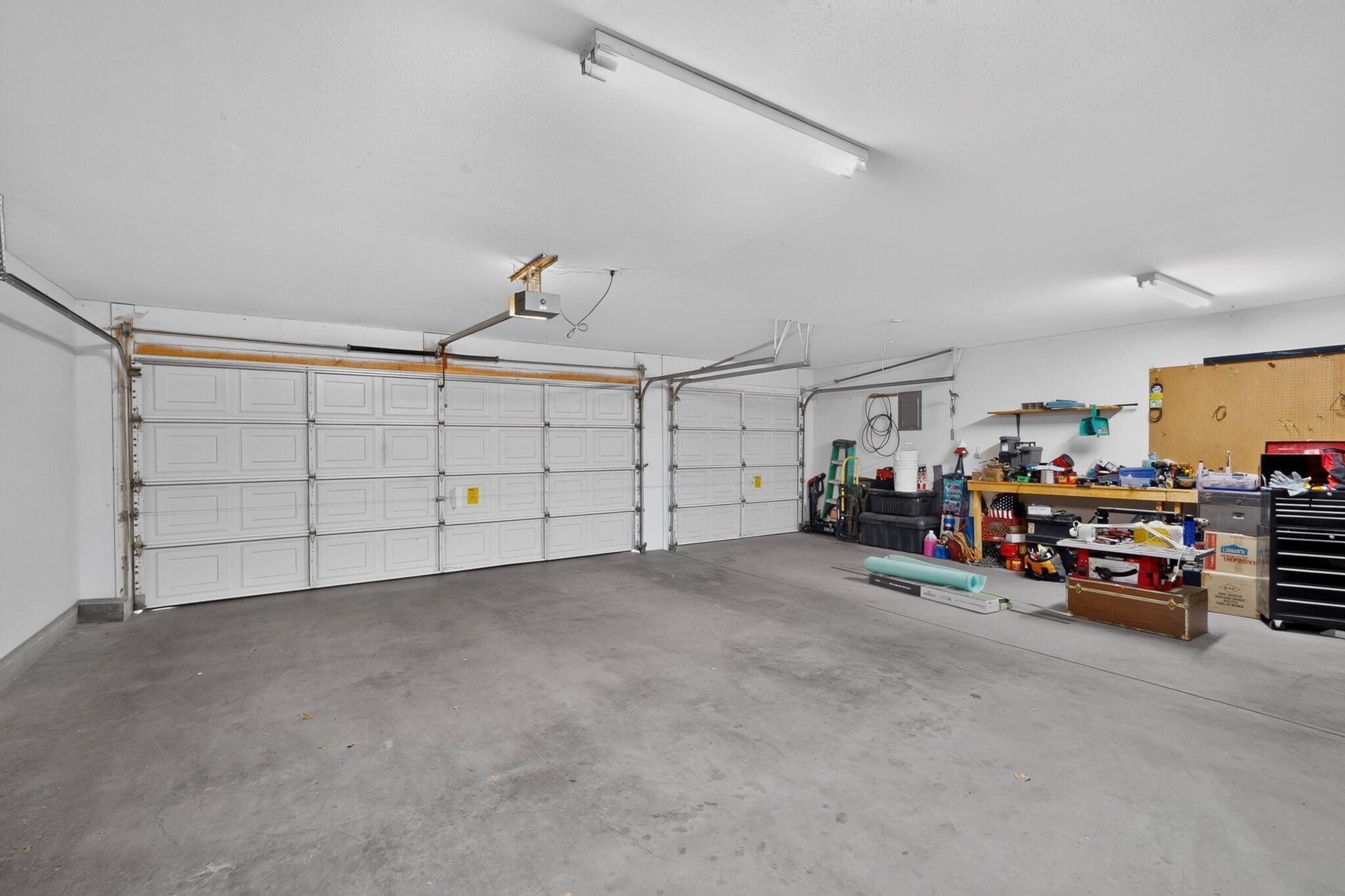 Photo 3 — 1021 Lee Trevino Drive