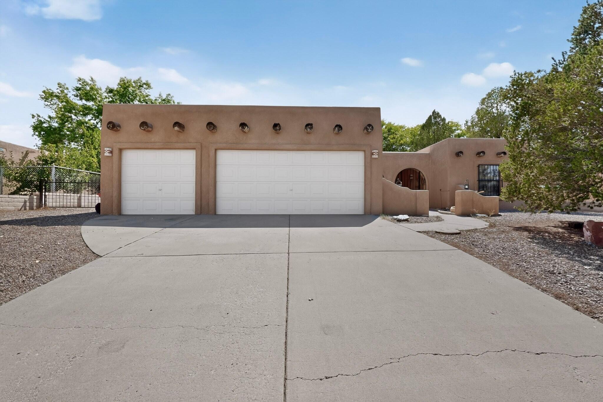 Photo 2 — 1021 Lee Trevino Drive