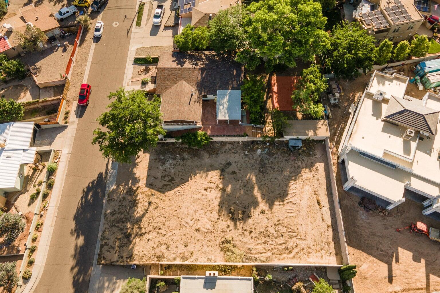 Photo 3 — 3837 Riverview Road NW