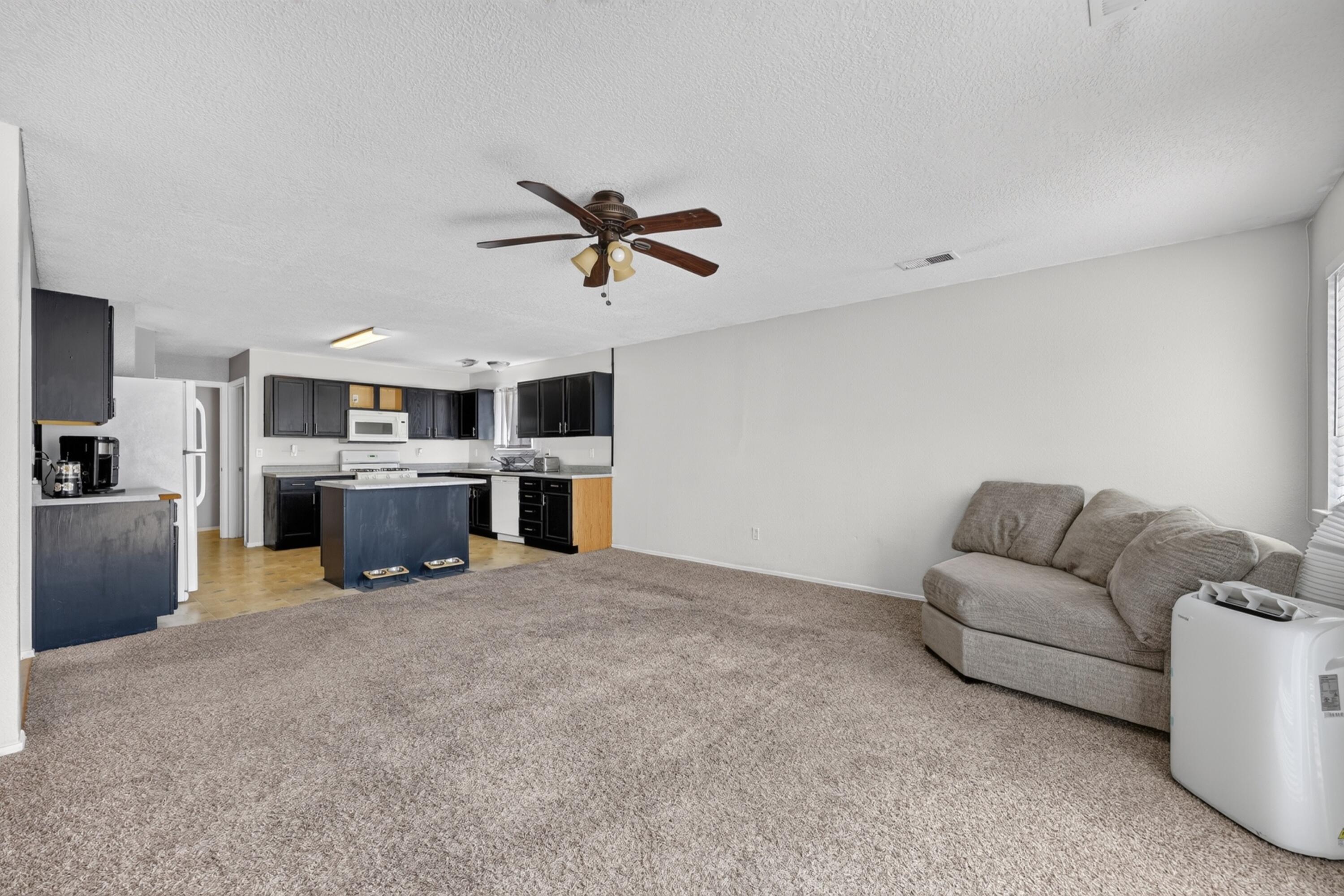 Photo 13 — 543 Sky Tower Street SW