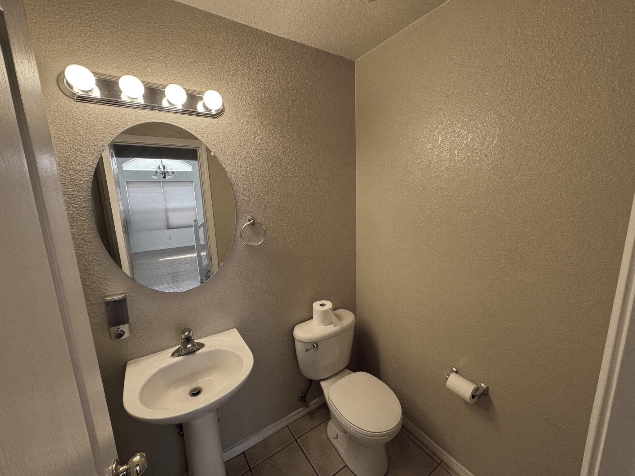 Photo 20 — 7424 Desert Eagle Road NE