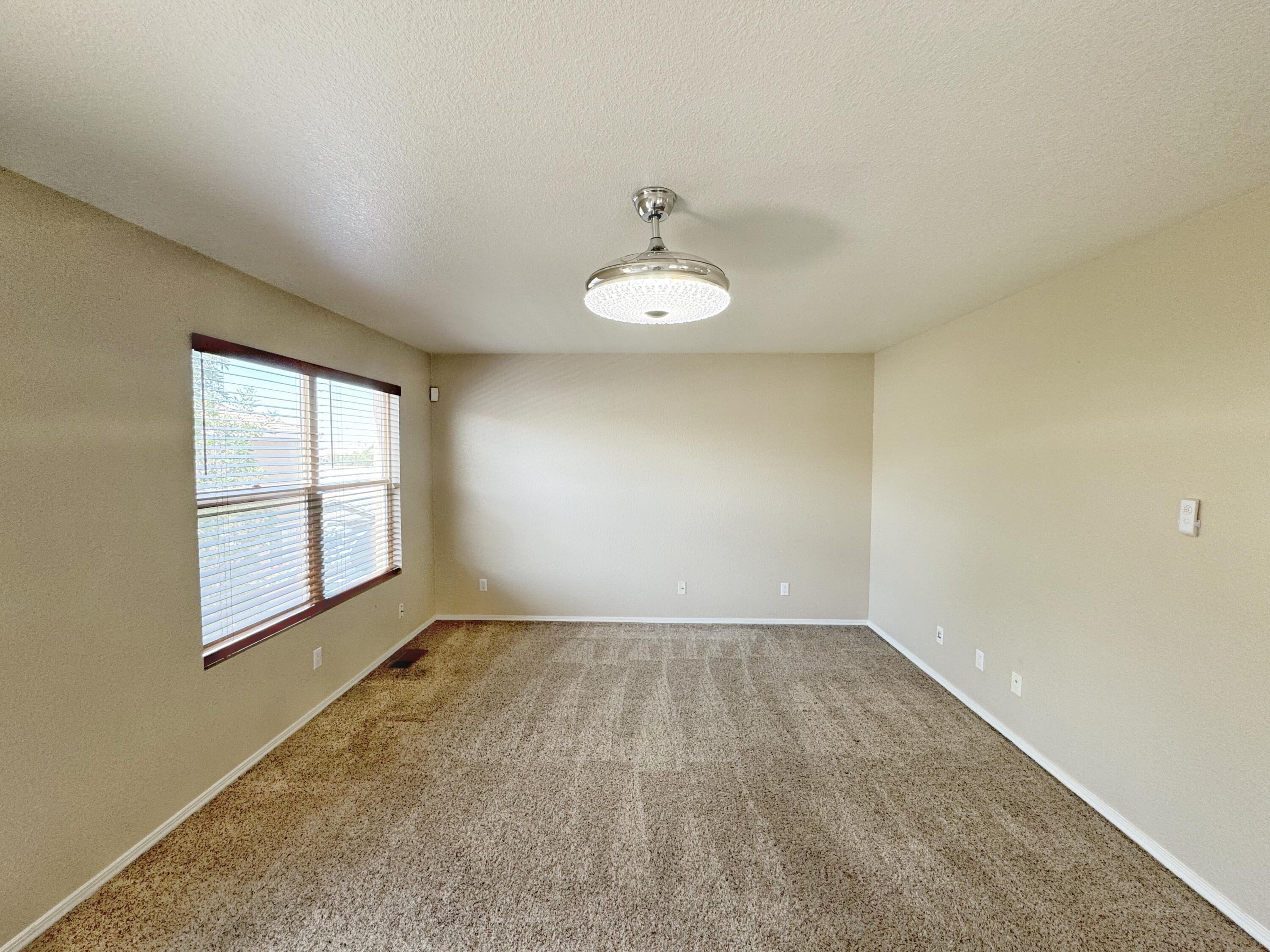 Photo 7 — 7424 Desert Eagle Road NE